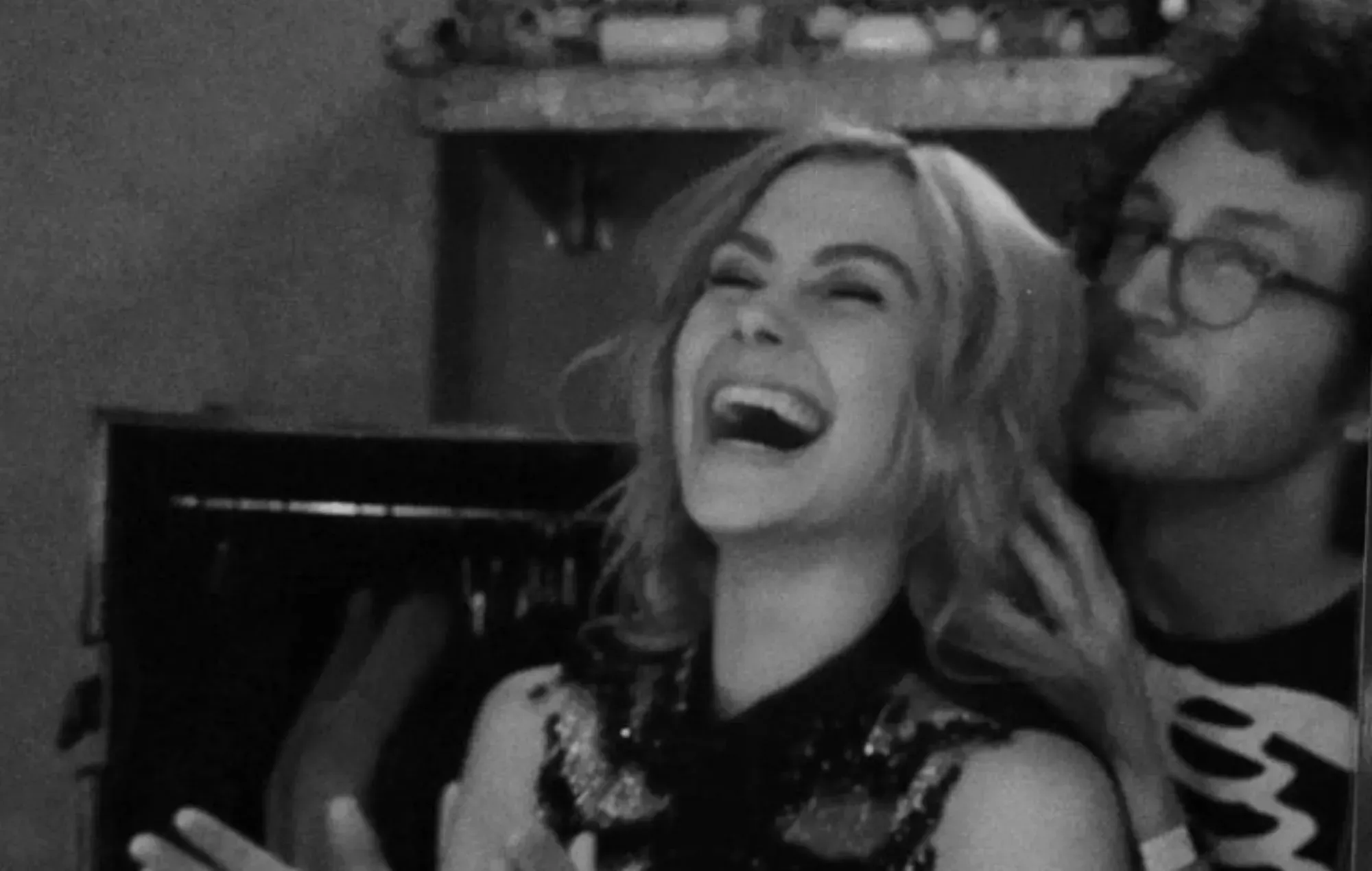 Rob Moose y Phoebe Bridgers comparten una nueva versión de 'Wasted