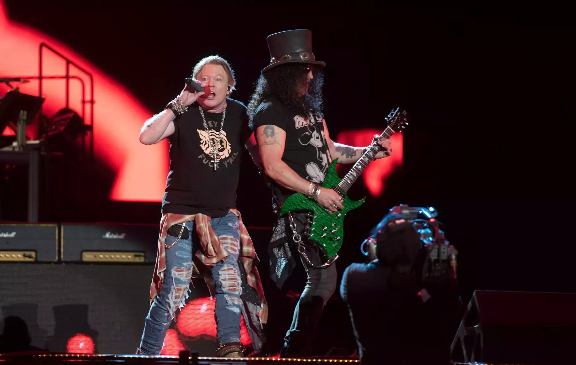 Guns N' Roses desempolva sus rarezas en el primer concierto de su gira mundial 2023 en Abu Dhabi