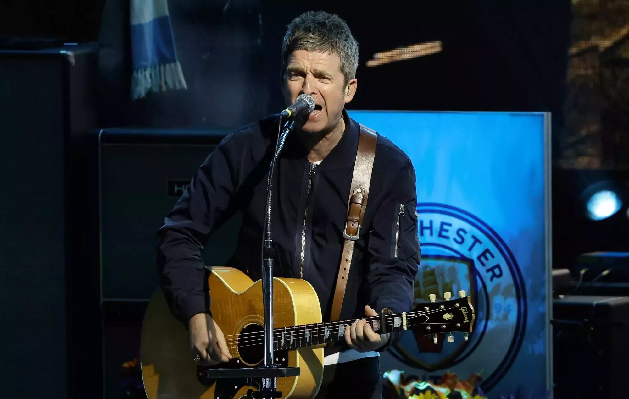 Los aficionados del Manchester City cantan a Noel Gallagher un clásico de Oasis tras ganar la Liga de Campeones