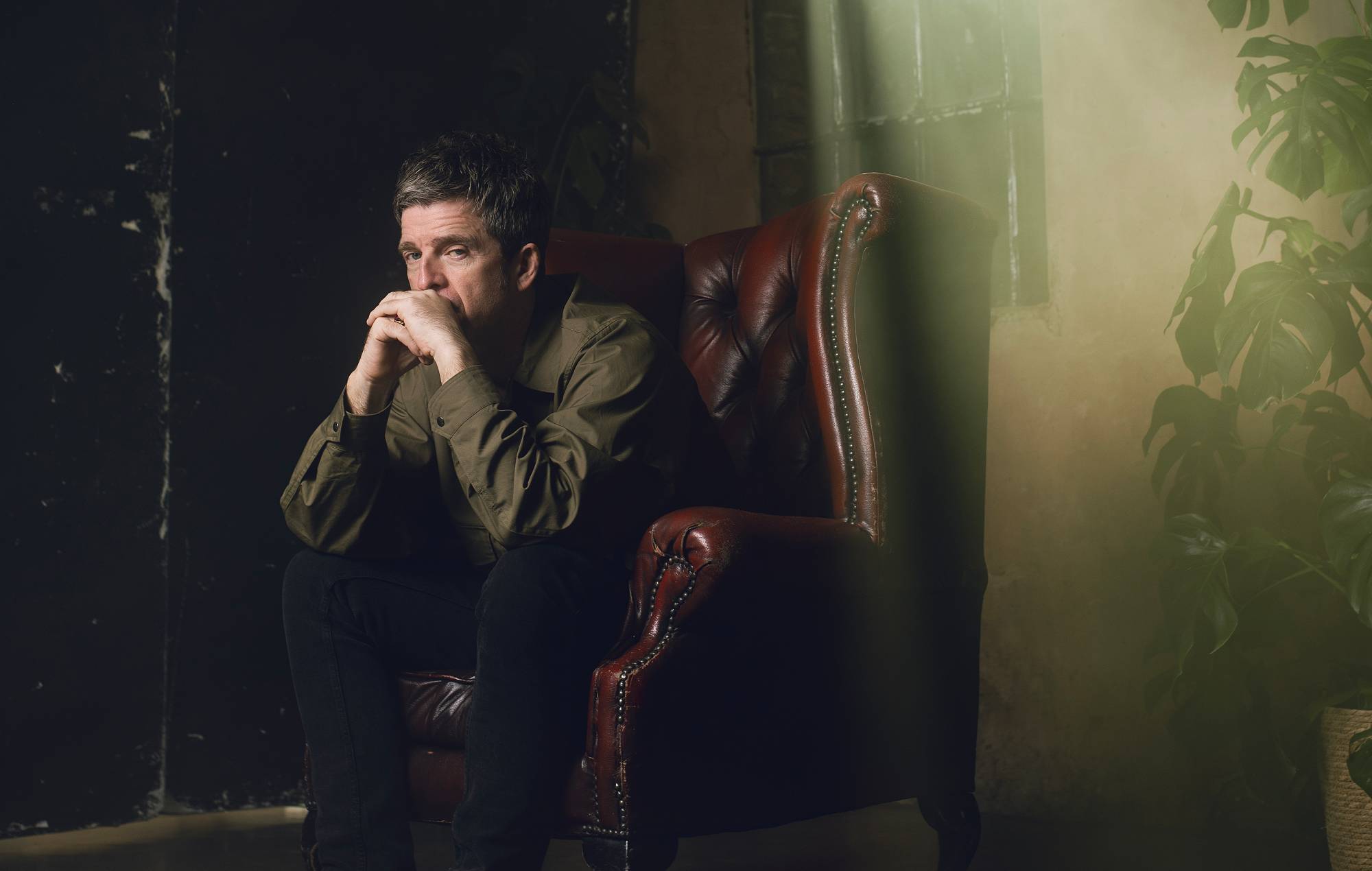 Noel Gallagher responde al álbum "perdido" de Oasis generado por la IA