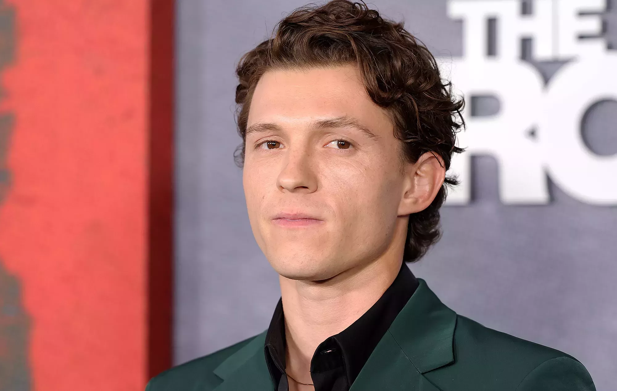 Tom Holland dice que las críticas negativas a su nueva serie de televisión fueron 