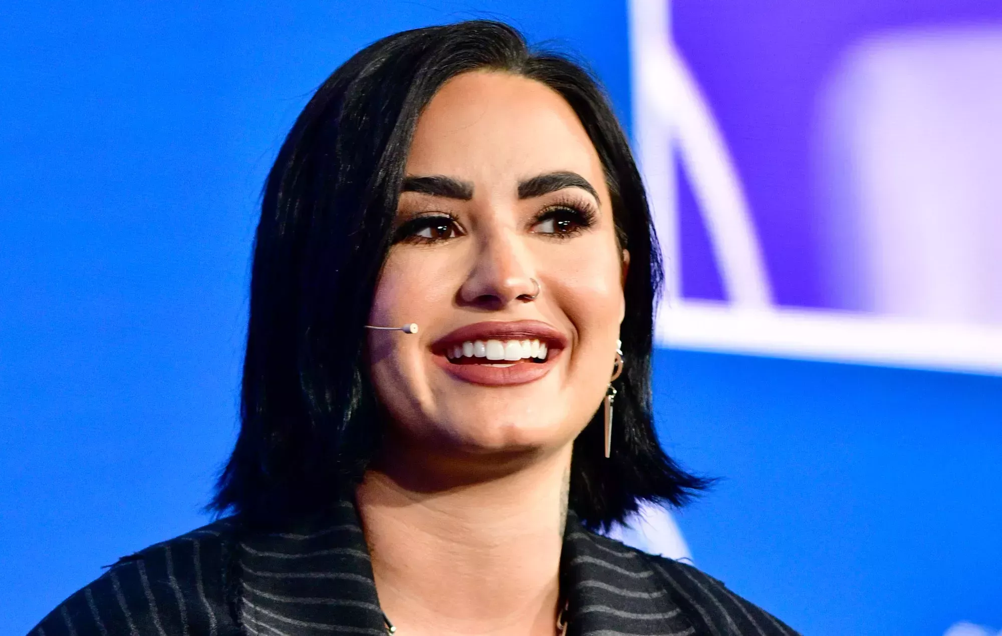 Demi Lovato comparte nueva canción con Slash y anuncia álbum de rock 'Revamped'