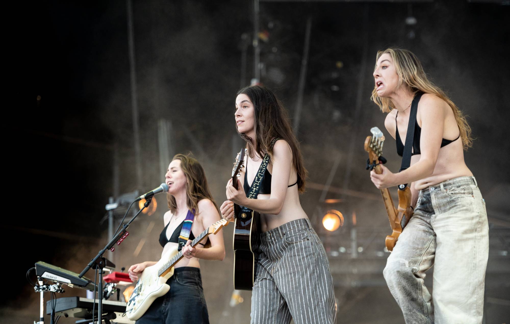 Haim: "Que los hombres comenten que no tocamos nuestros instrumentos es una locura"
