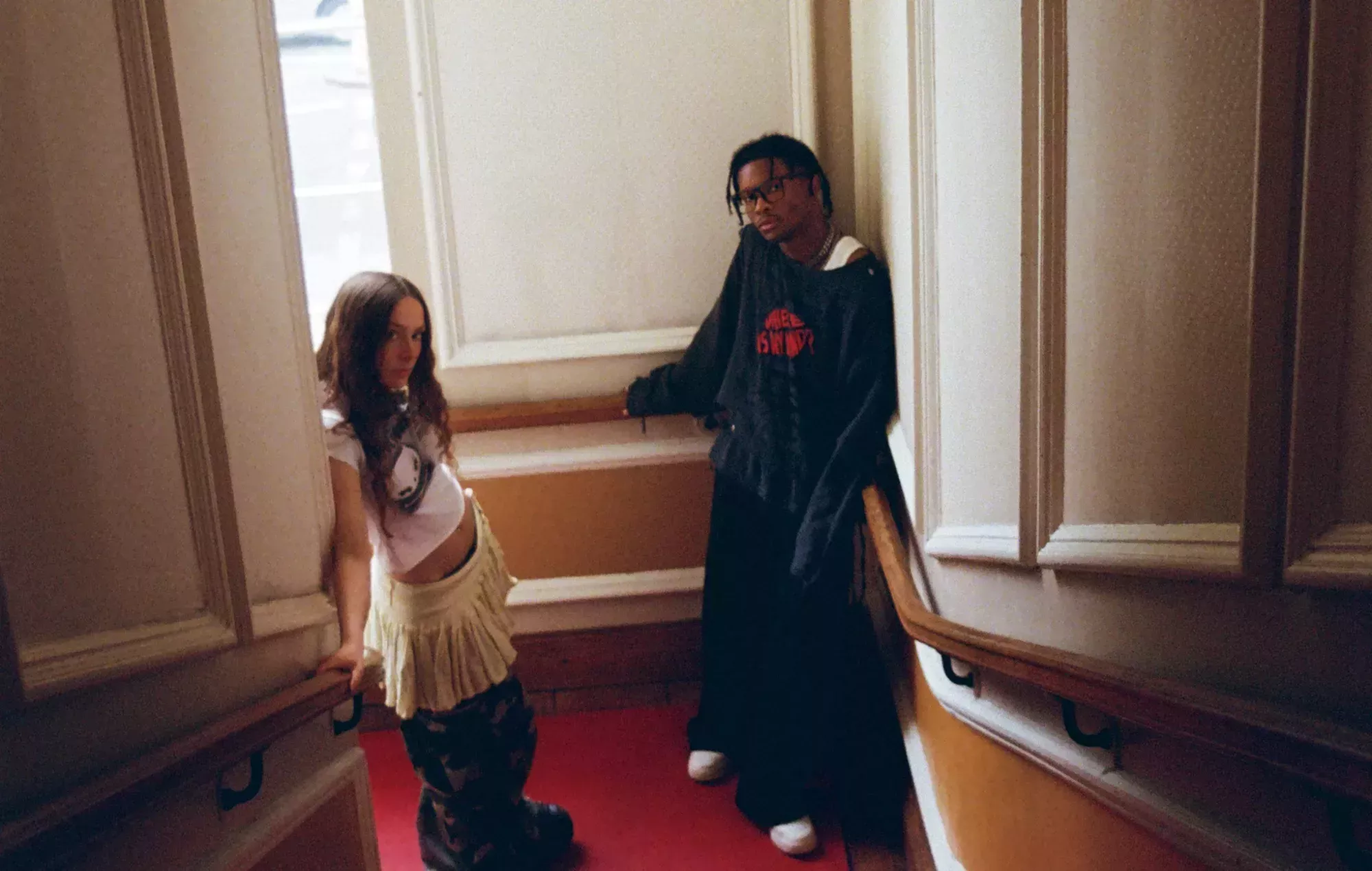 Holly Humberstone y d4vd se unen en el nuevo tema 