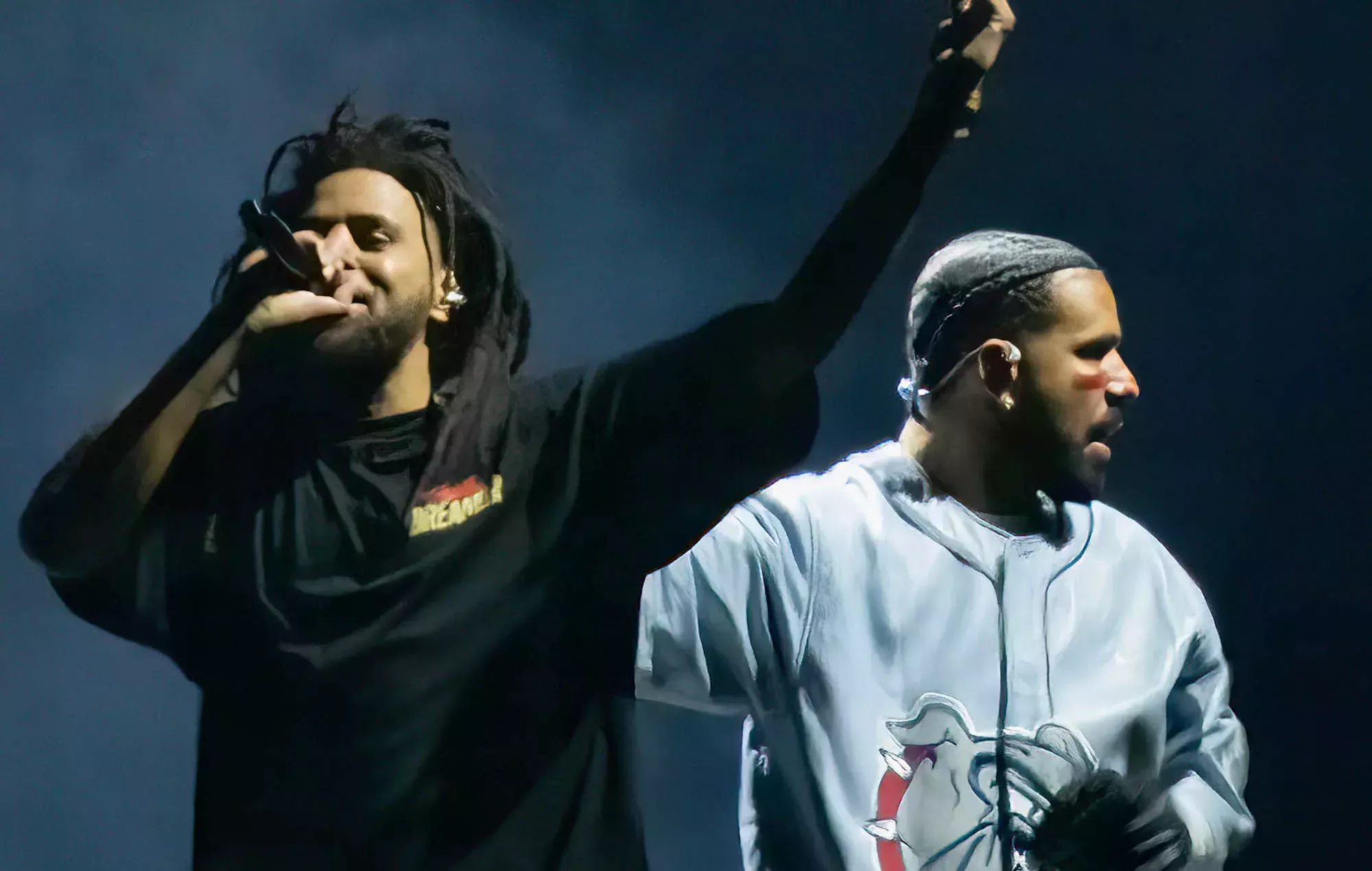 J. Cole se une a Drake en el concierto de Montreal en lugar del ausente 21 Savage