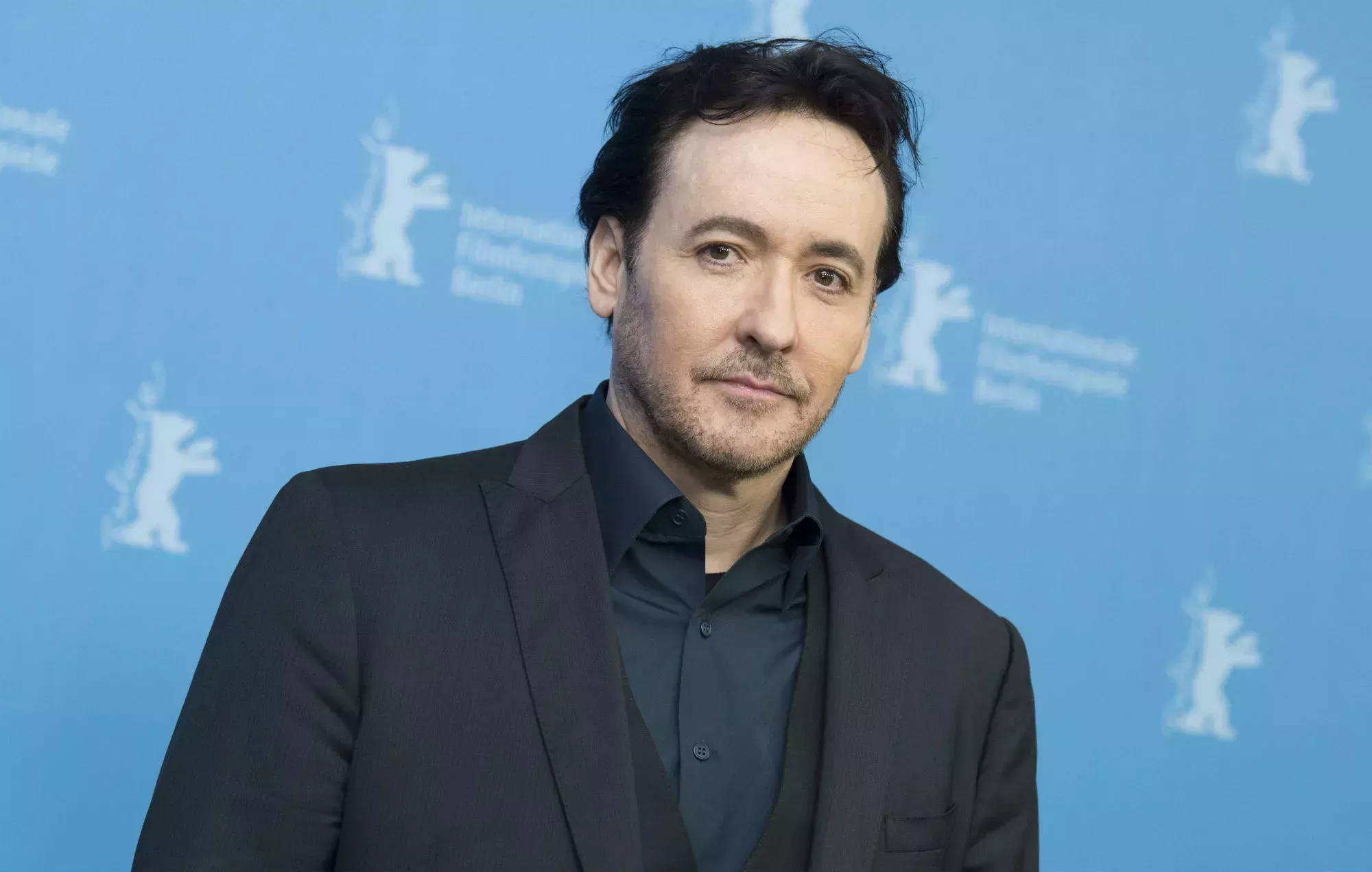 John Cusack dice que los estudios de cine son una 