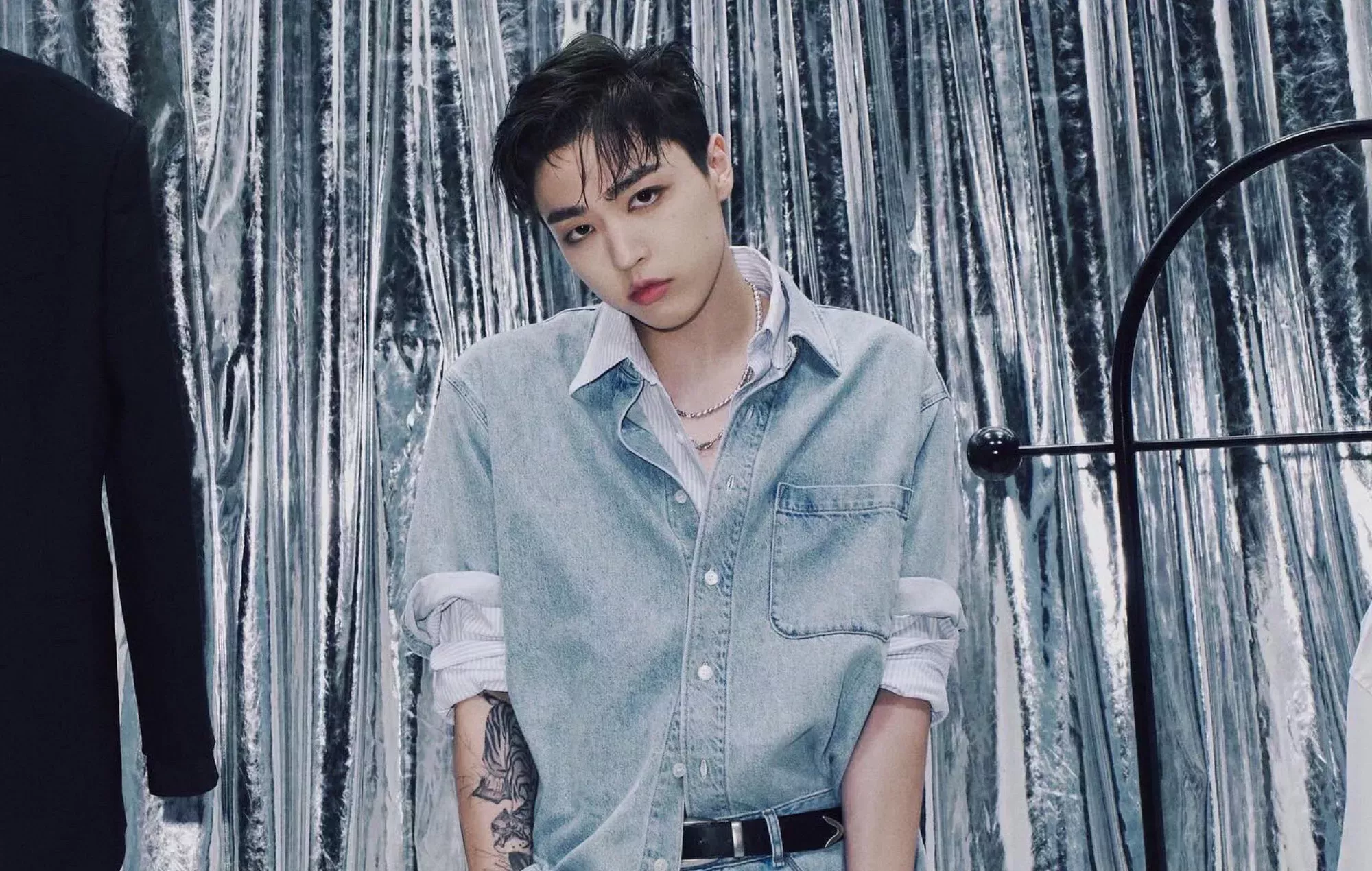 Junny lanza el extravagante videoclip de