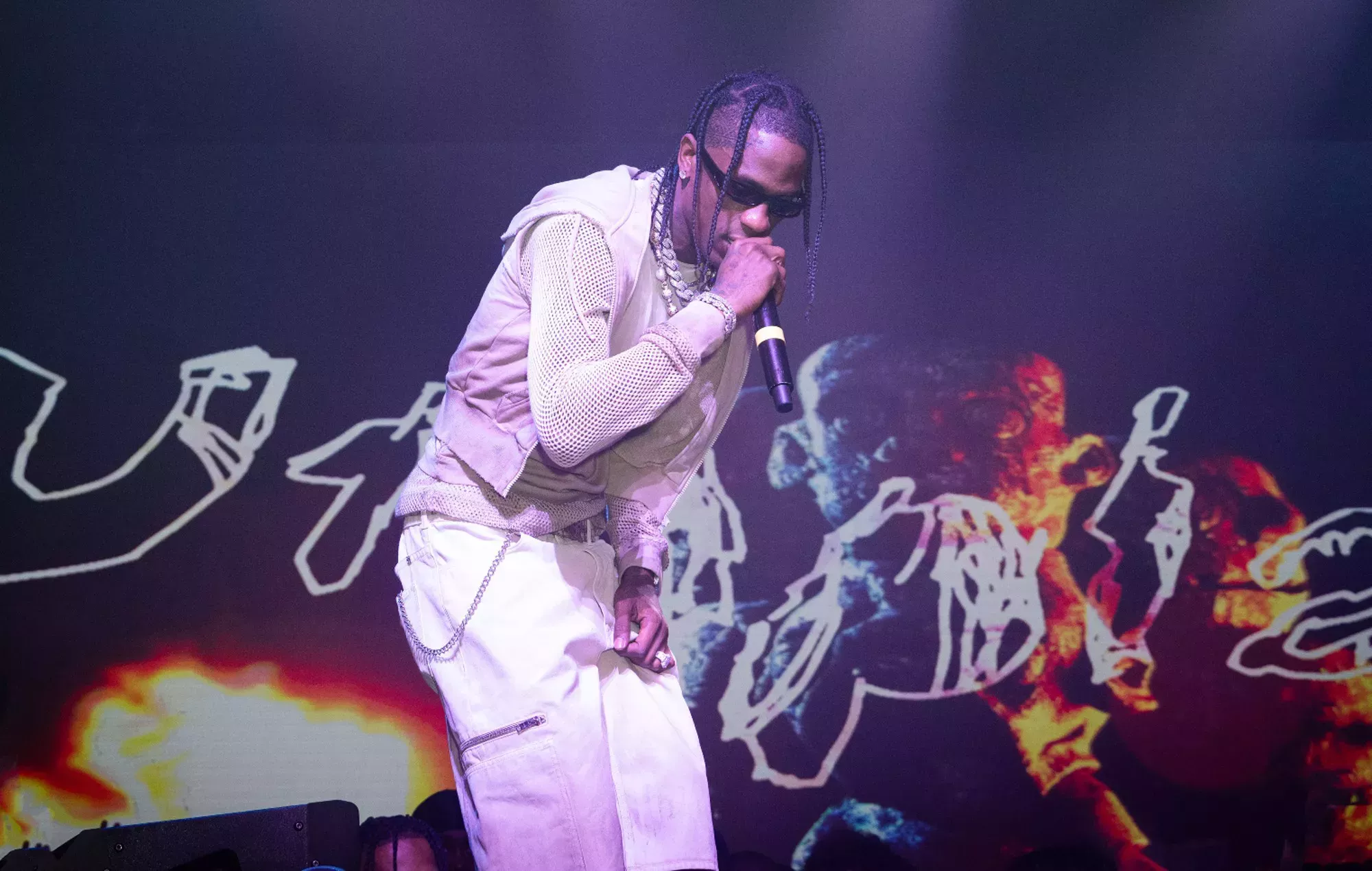 Los fans de Travis Scott organizan una fiesta de