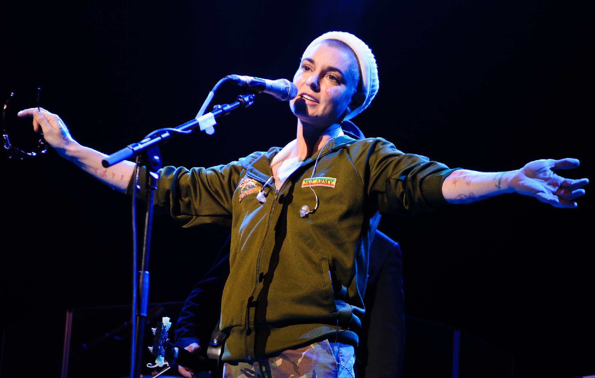 Sinéad O'Connor advirtió a sus fans de que estaba siendo acosada por un acosador "violento" dos semanas antes de morir