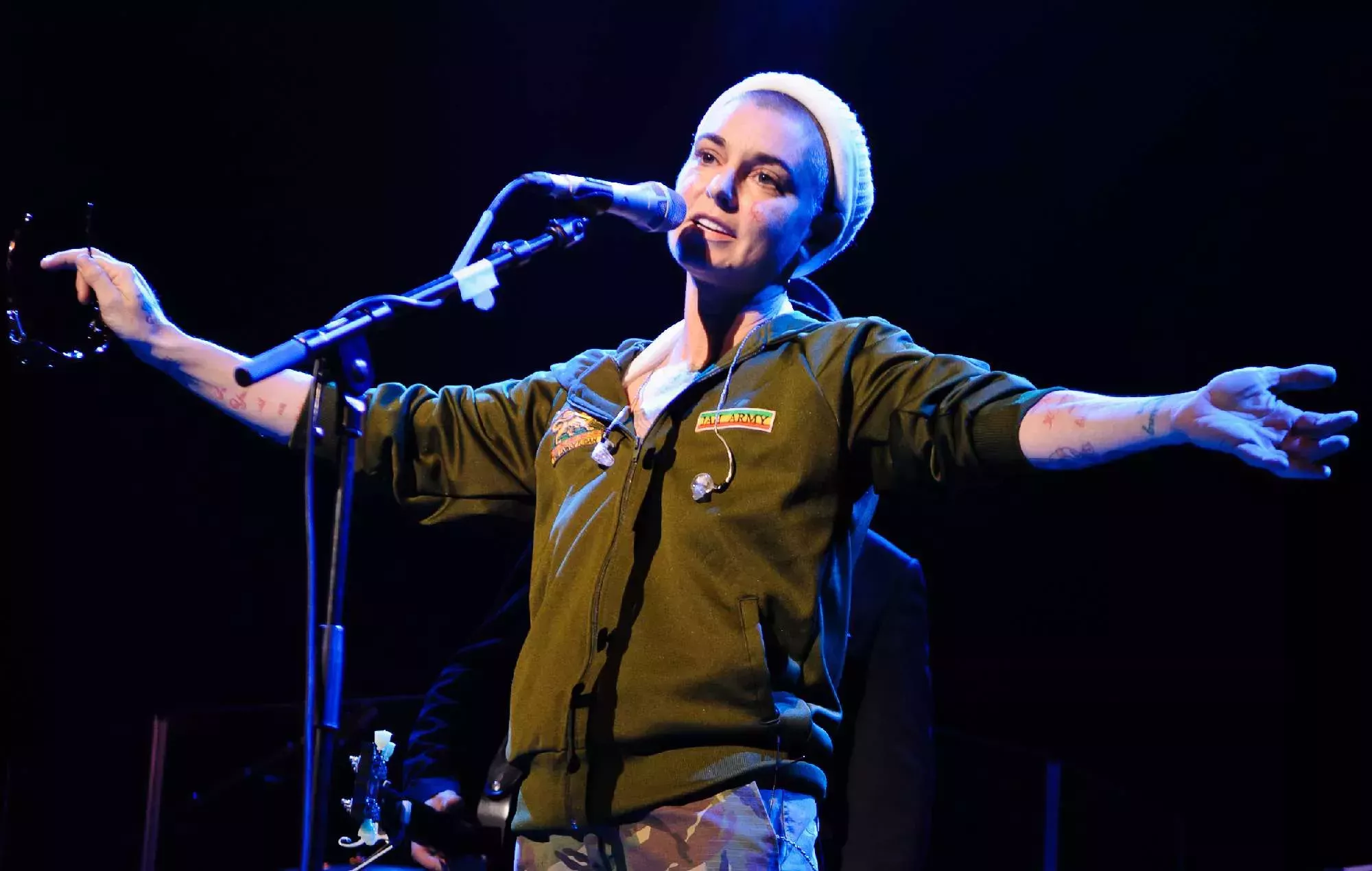 Sinéad O'Connor advirtió a sus fans de que estaba siendo acosada por un acosador 