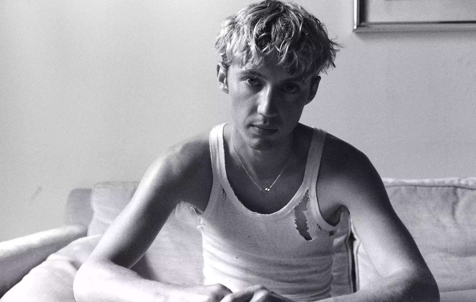 Troye Sivan anuncia su primer álbum en cinco años, 'Something To Give Each Other'