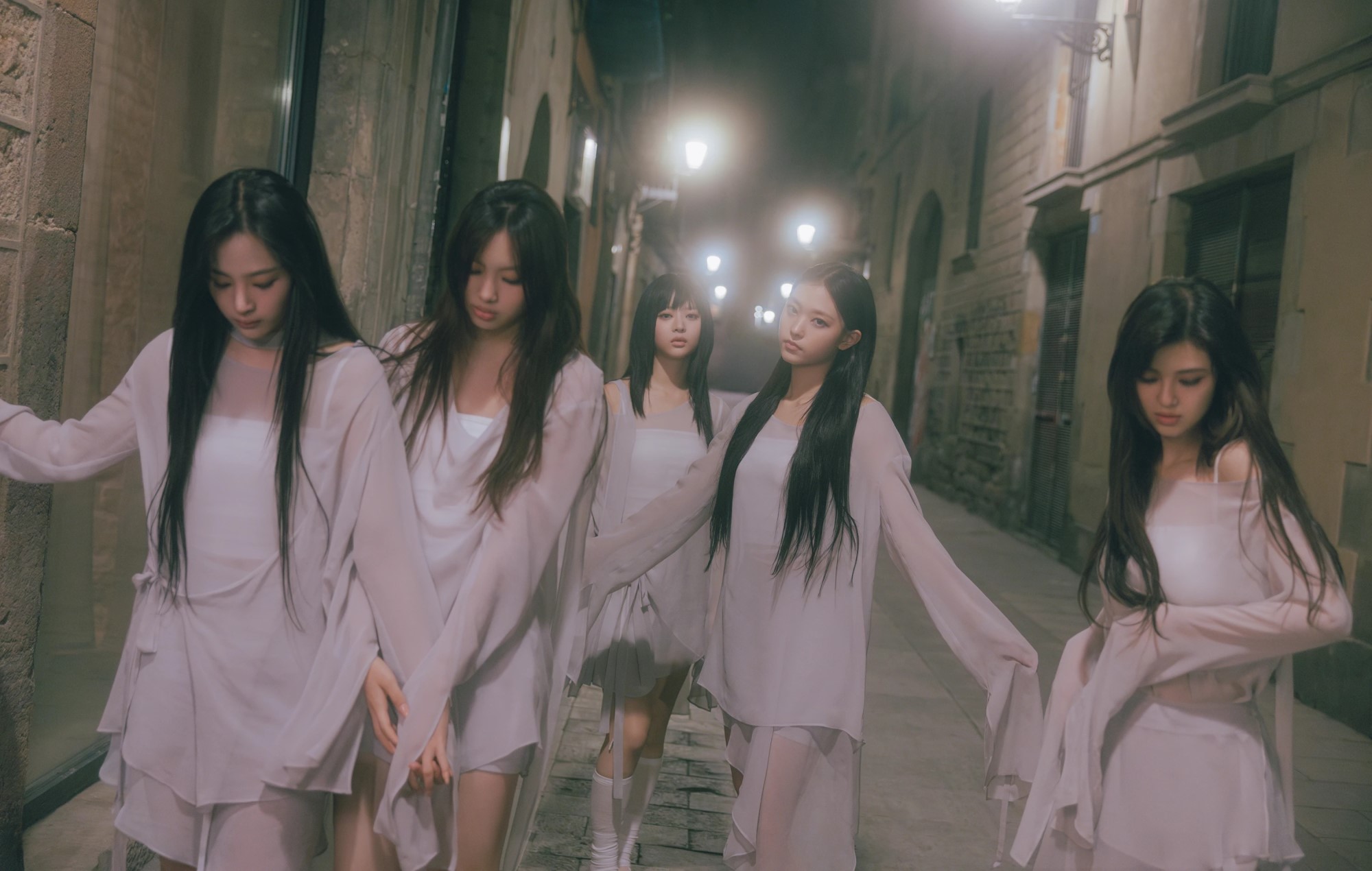 Vea a NewJeans interpretar "ETA" en directo por primera vez