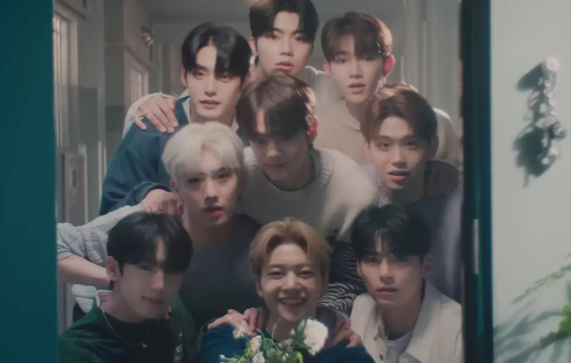 ZEROBASEONE presenta su primer single