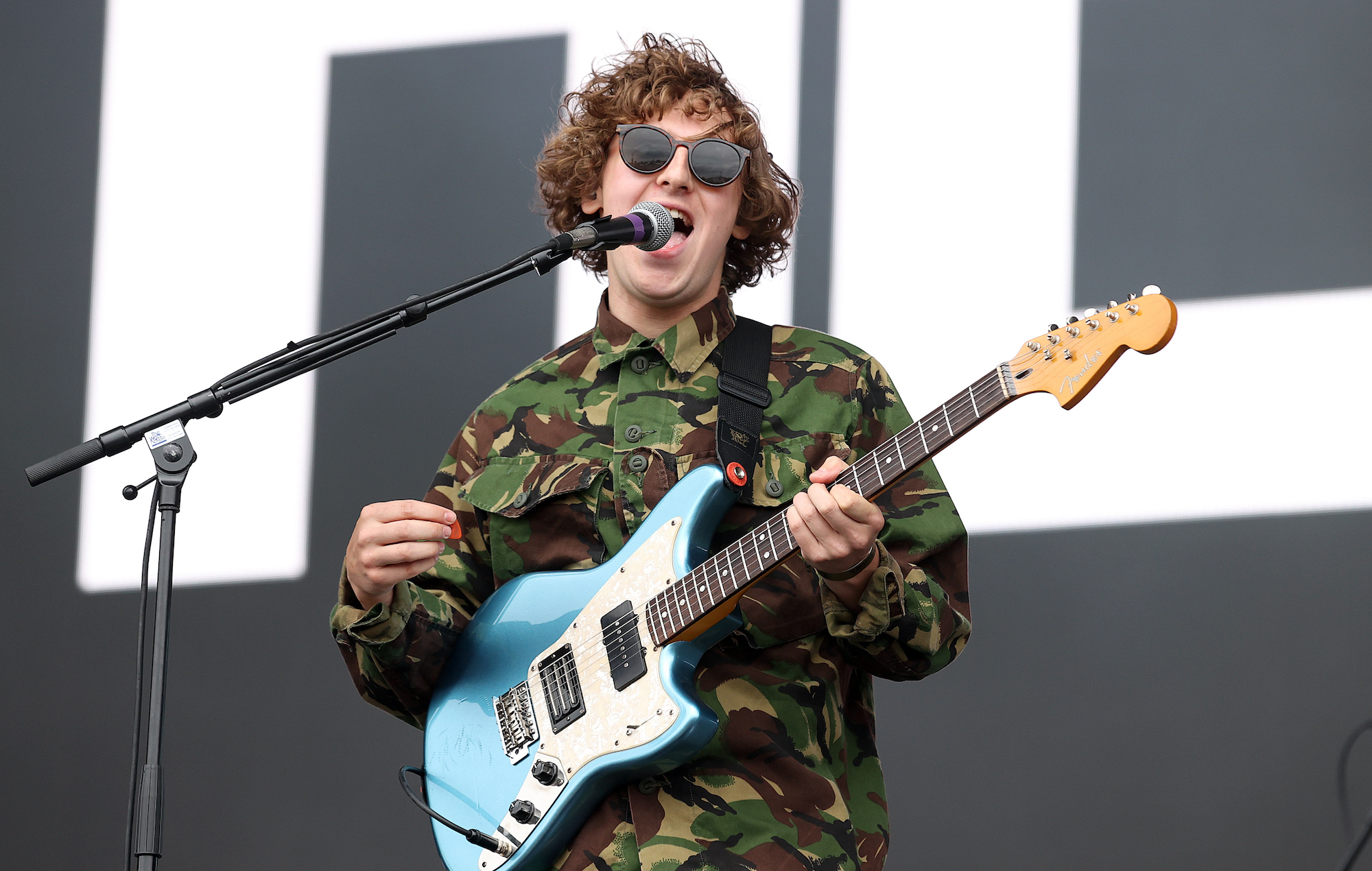 Escucha "Dreams", el nuevo single de The Snuts bañado por el sol