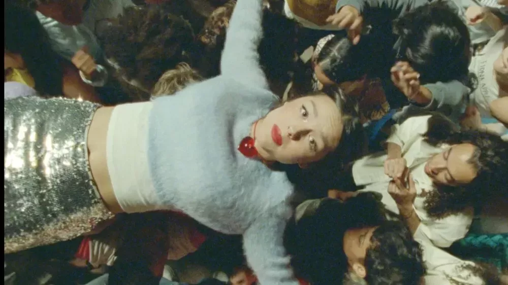 Olivia Rodrigo debate si ver a un ex es una