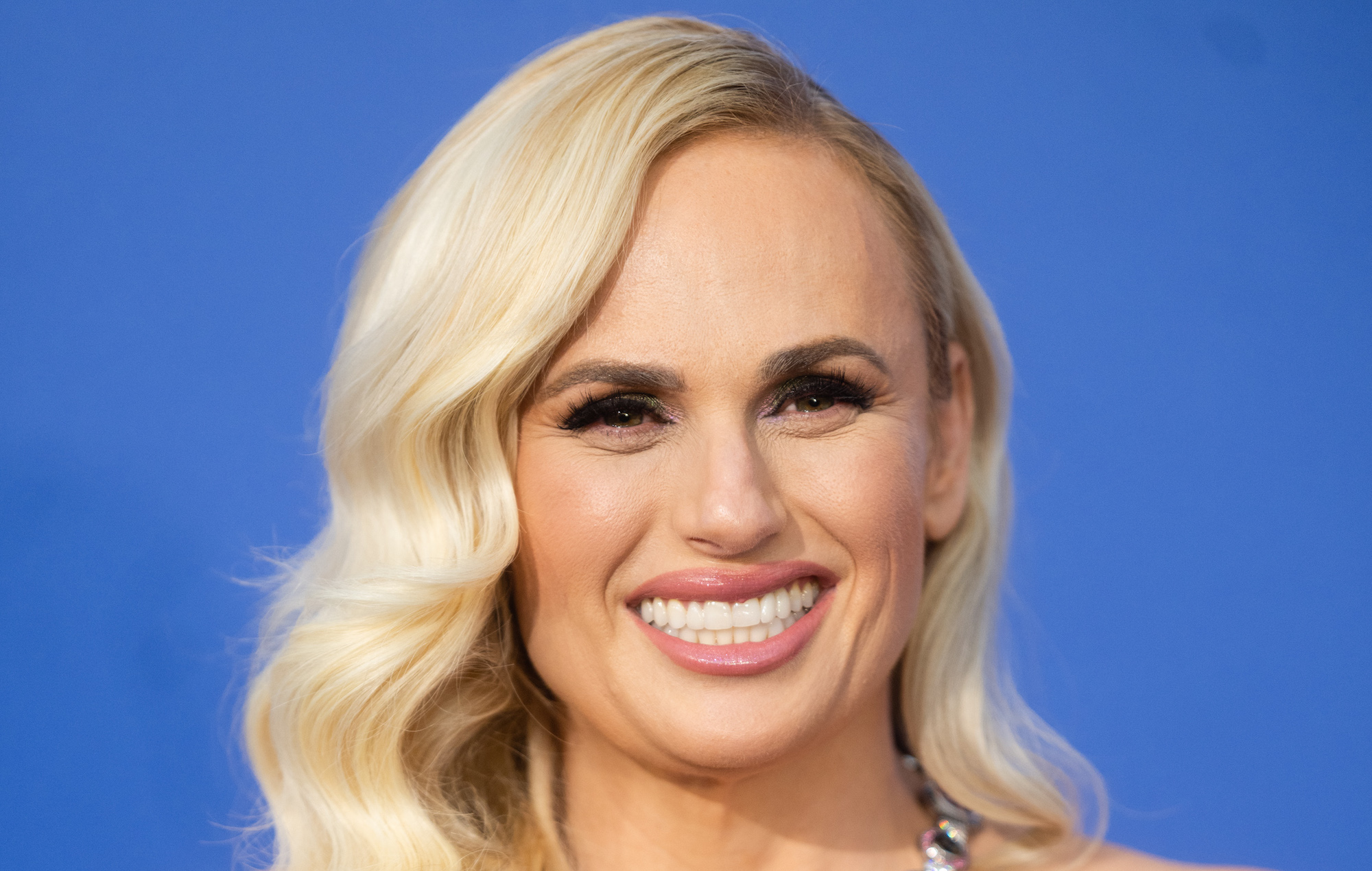 Rebel Wilson necesitó puntos de sutura en el hospital tras un "accidente acrobático" en el rodaje