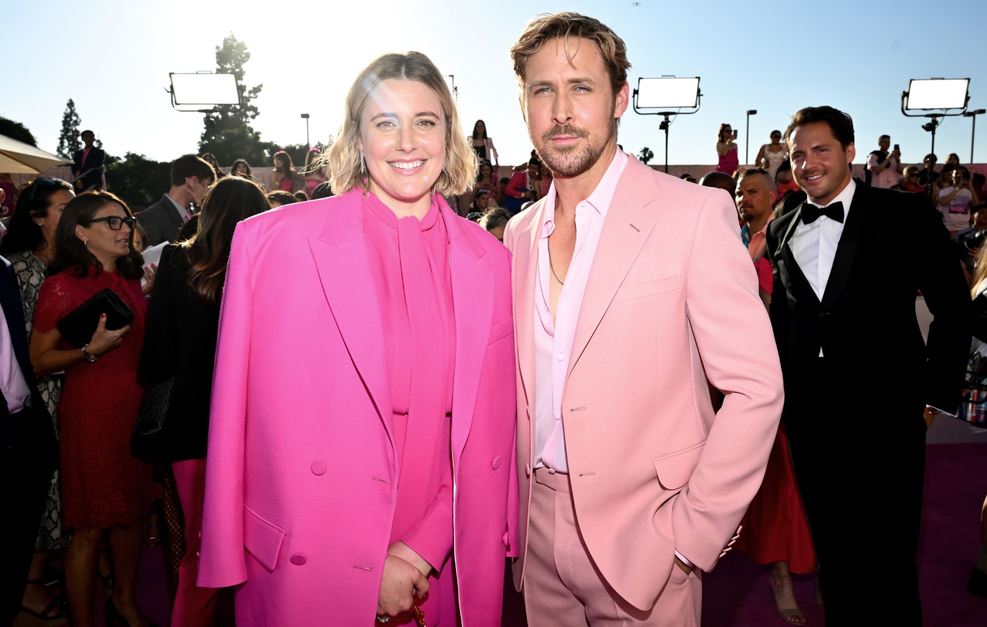 Ryan Gosling sorprende a Greta Gerwig con un flashmob de "Barbie" por su cumpleaños