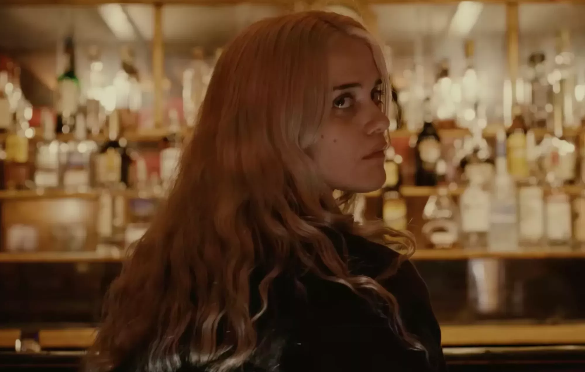 Sky Ferreira en el tráiler de 