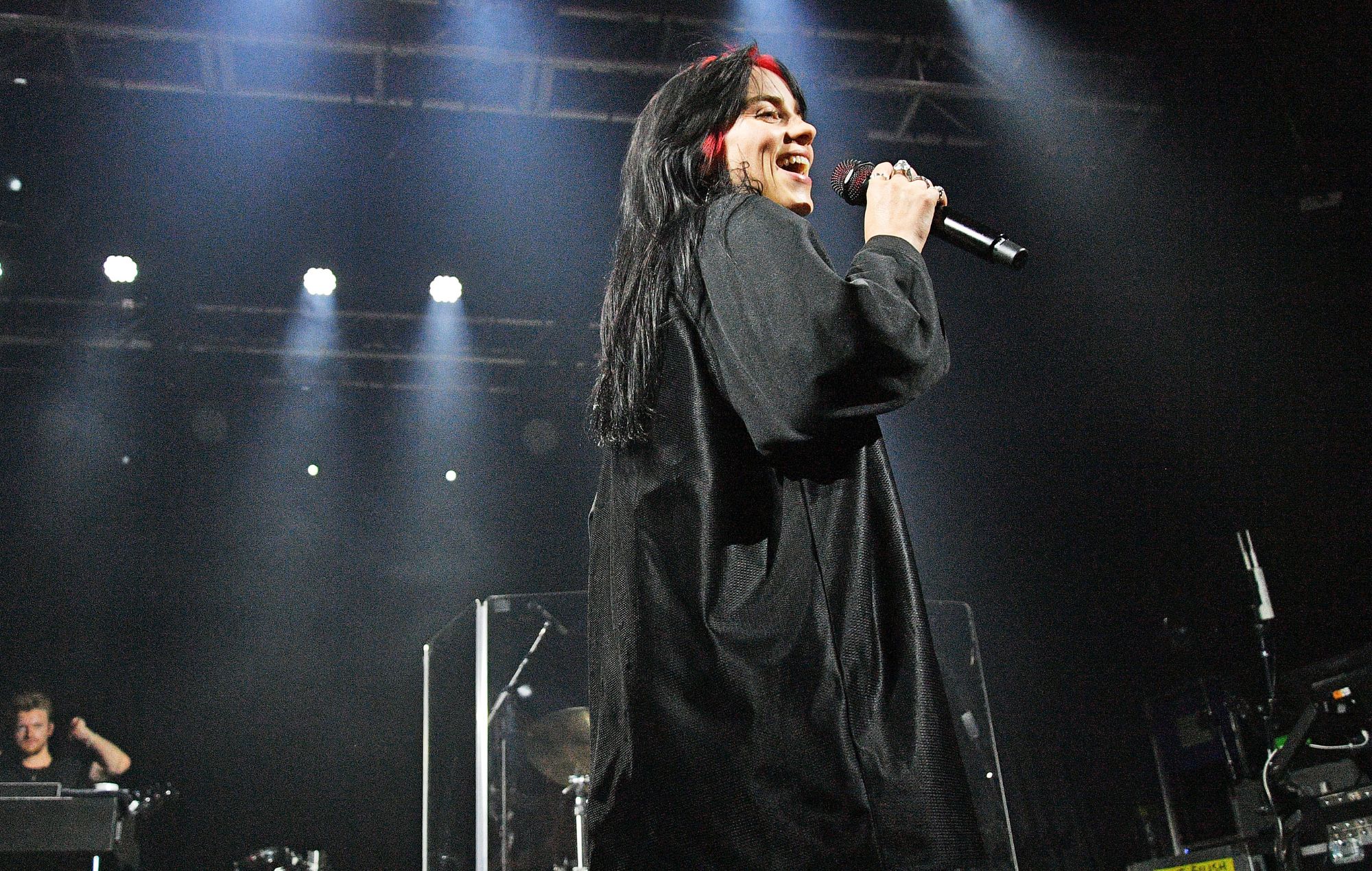 Billie Eilish se preguntaba "por qué estamos haciendo esto" mientras escribía el tema 'Barbie