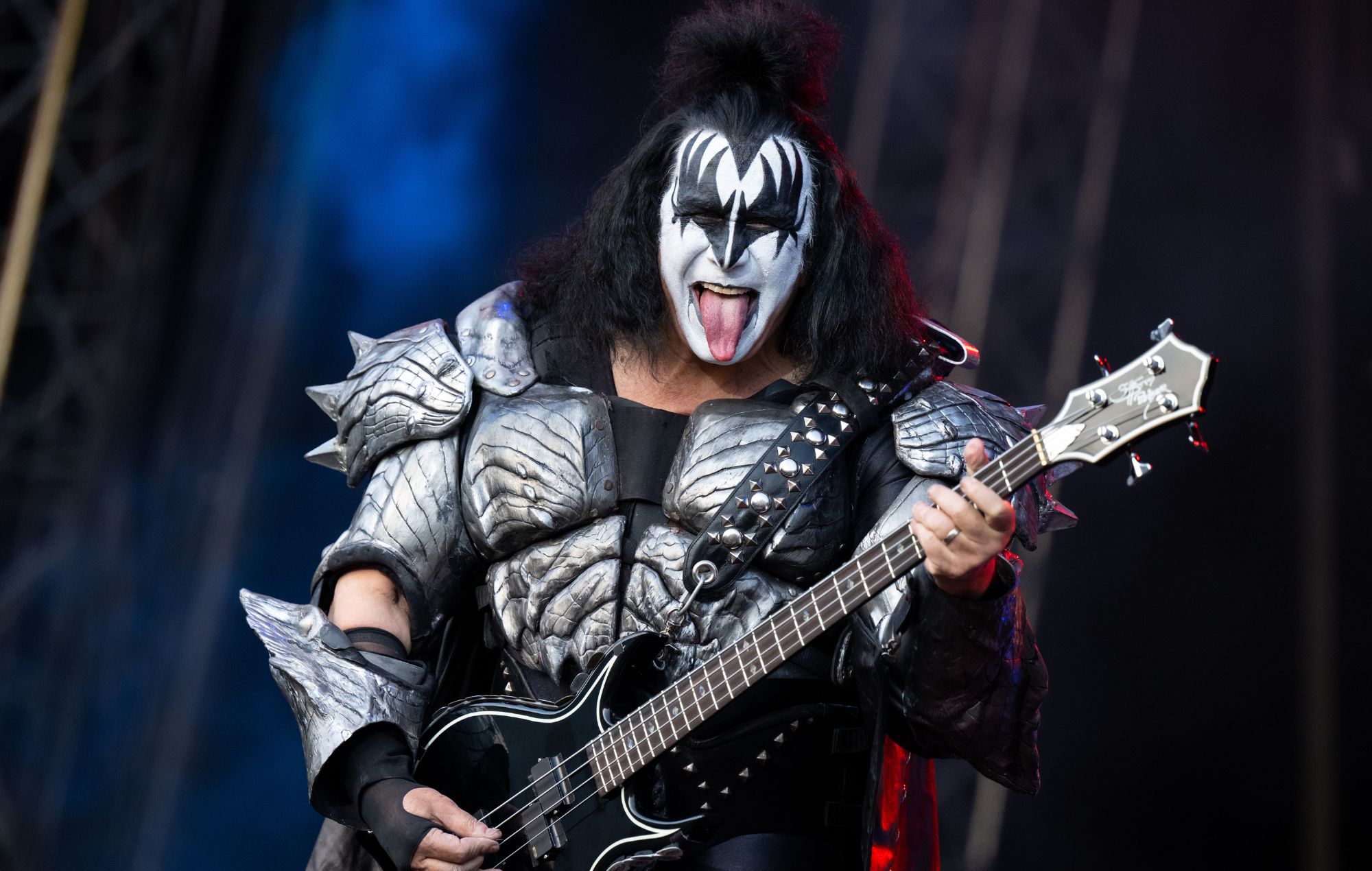 Gene Simmons de KISS, de 74 años, se siente "inmortal" mientras su "schmeckle funcione"