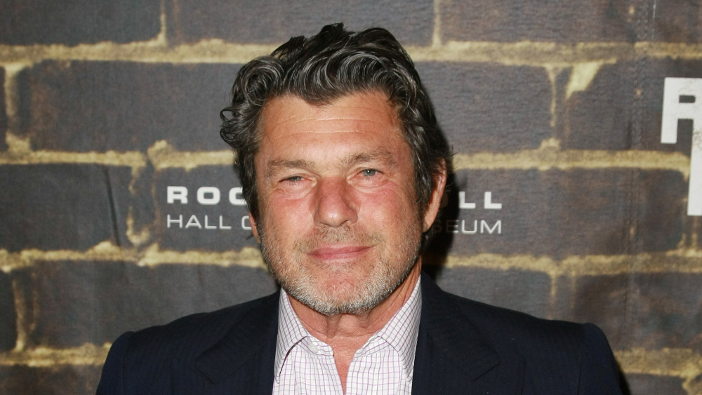 

	
		Jann Wenner se disculpa por sus polémicos comentarios tras ser destituido del Consejo del Salón de la Fama del Rock and Roll
	
	
