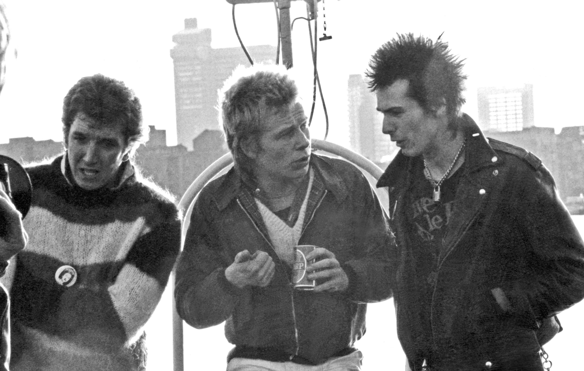 Los miembros de Sex Pistols firman un acuerdo editorial con BMG