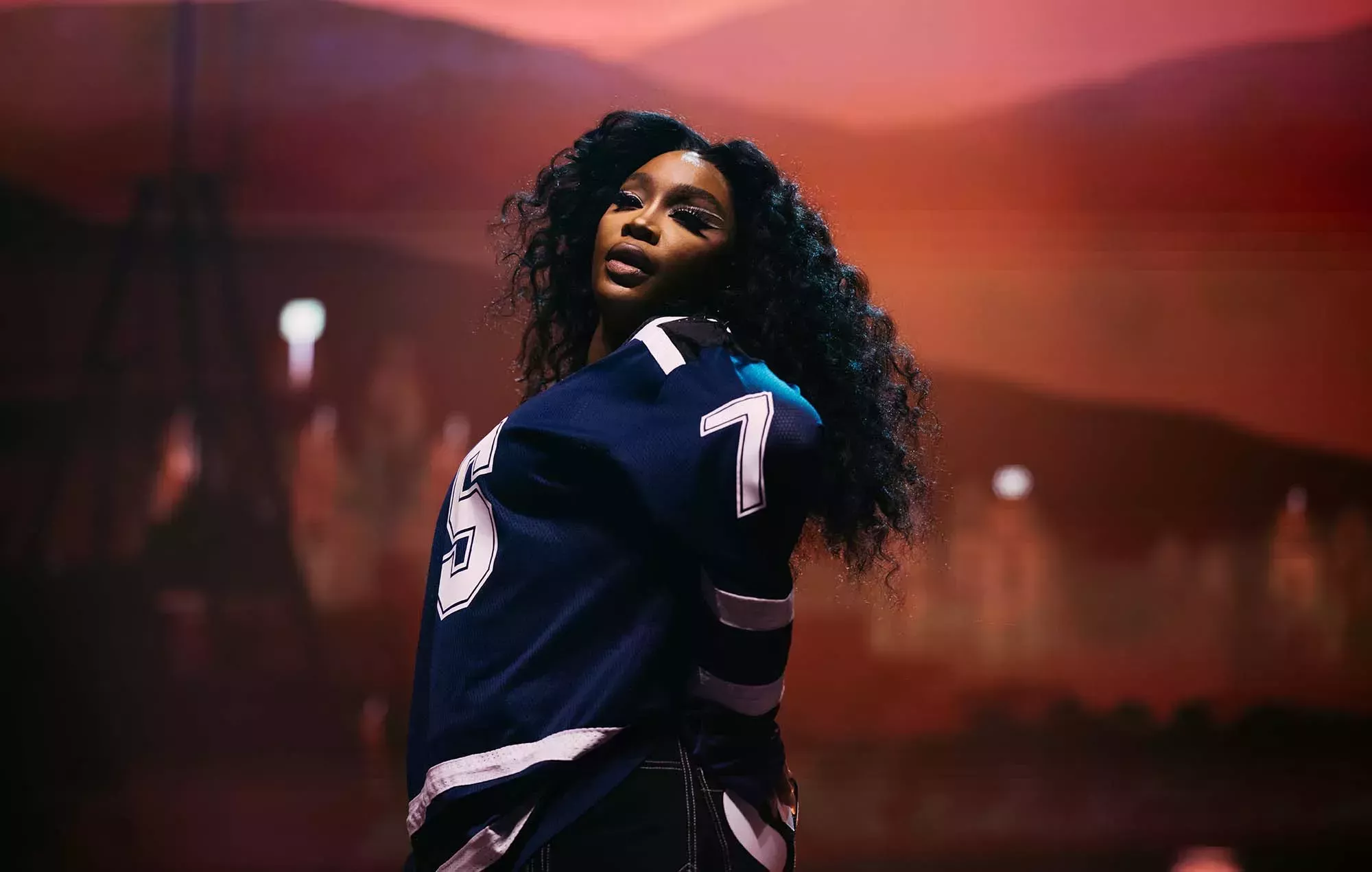 SZA anuncia la edición de lujo de 'SOS', titulada 'Lana'