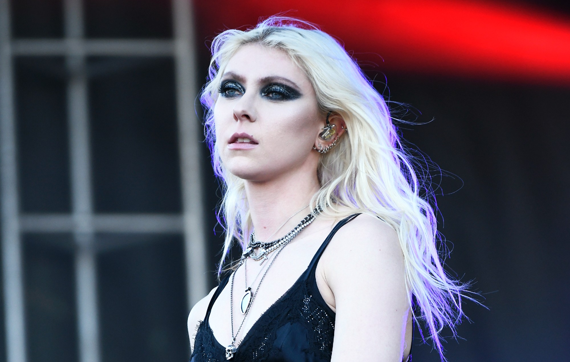 Taylor Momsen dice que fue "implacablemente" acosada por su papel en 'Cómo el Grinch robó la Navidad'