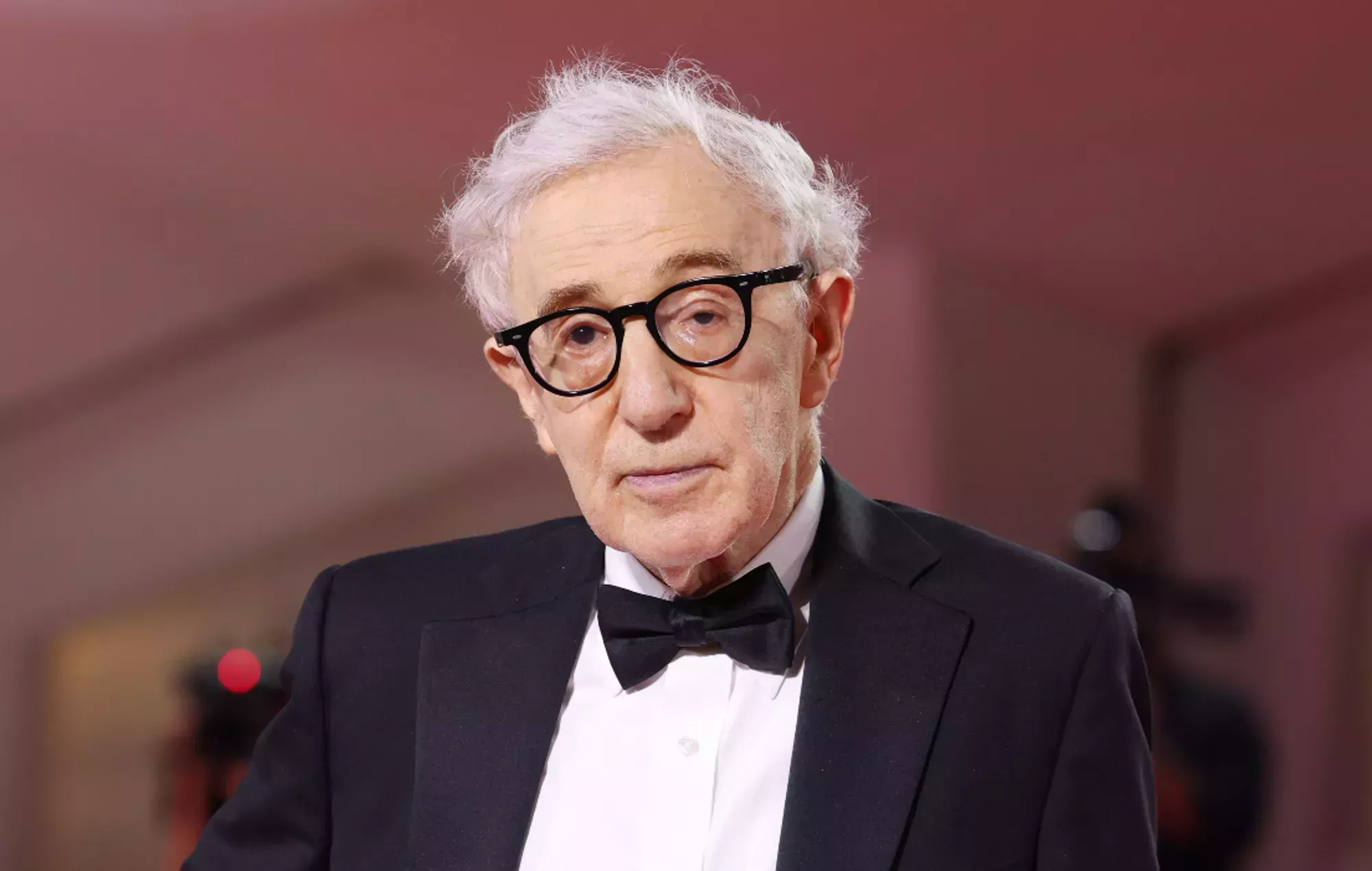 Woody Allen califica de 