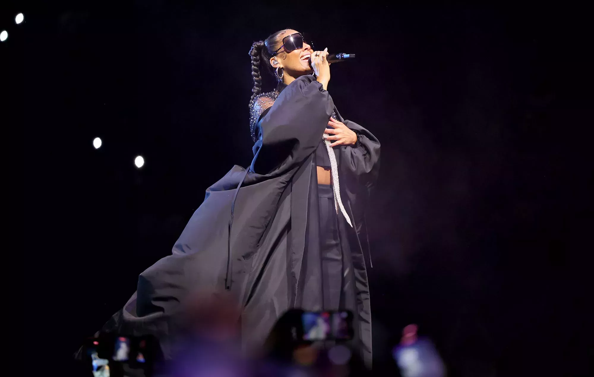 Alicia Keys niega intención antisemita con referencia a parapente en Instagram