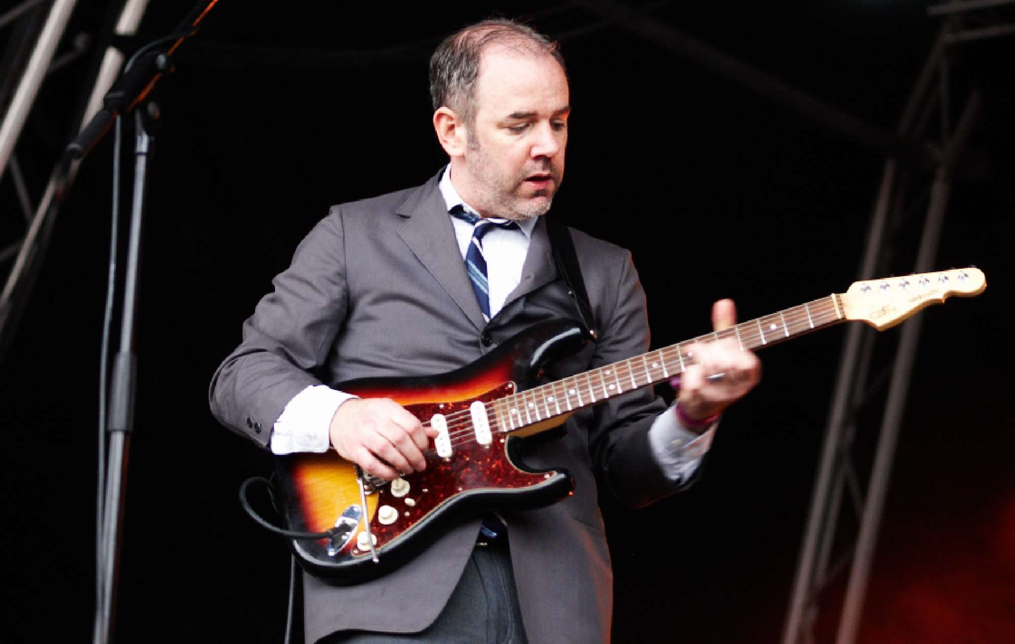 Charles Bissell, de The Wrens, anuncia el fin de la banda y lanza su nuevo proyecto en solitario Car Colors