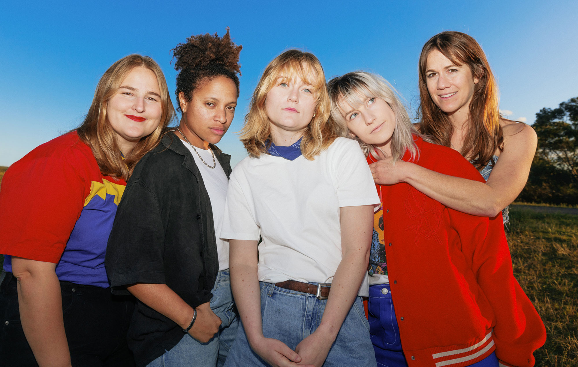 Escucha a Sløtface y The Buoys en su nuevo single 'Fight Back Time'.