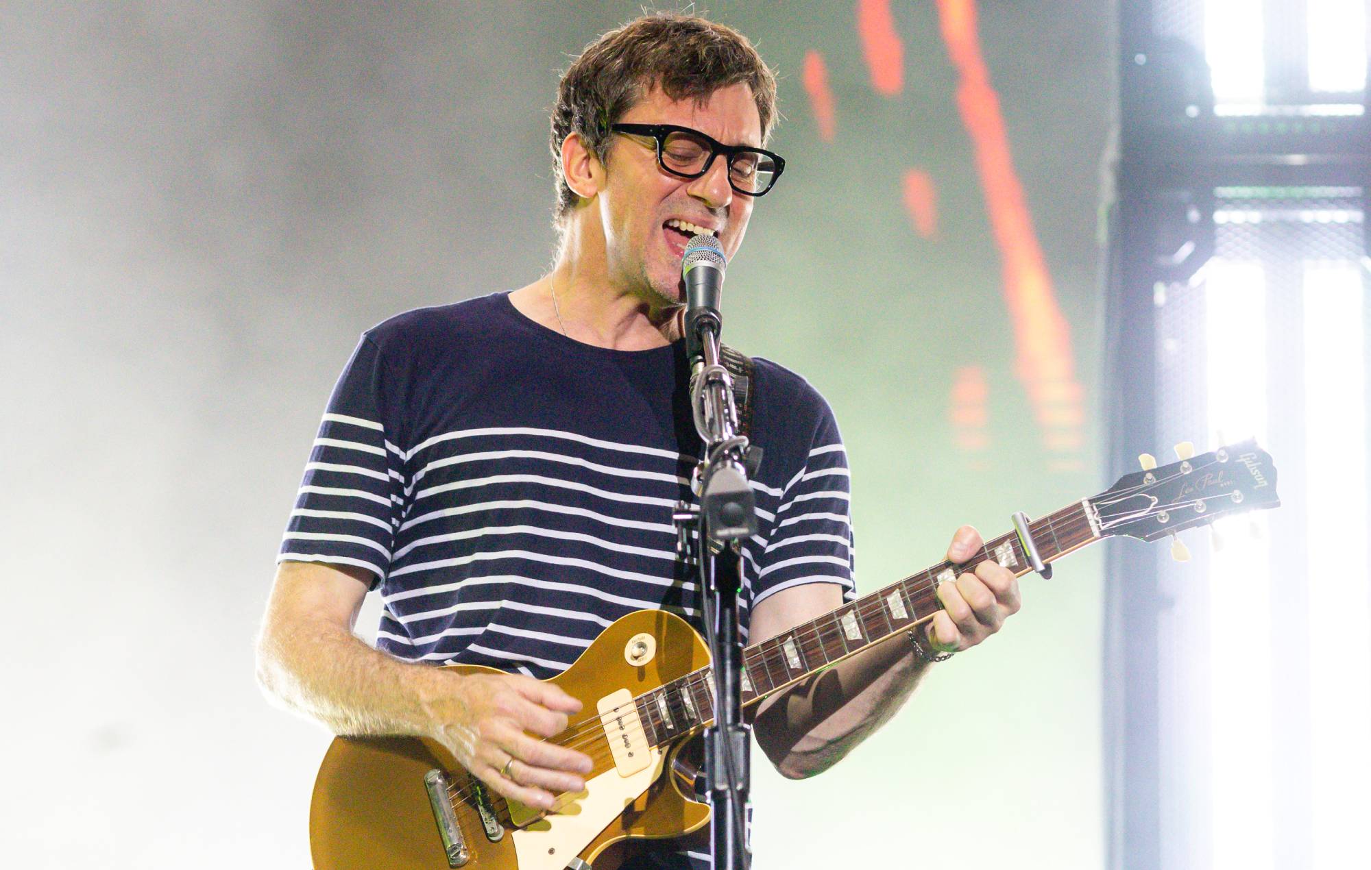 Graham Coxon dice que Blur intentó "matar cualquier olor a Britpop" en su álbum homónimo