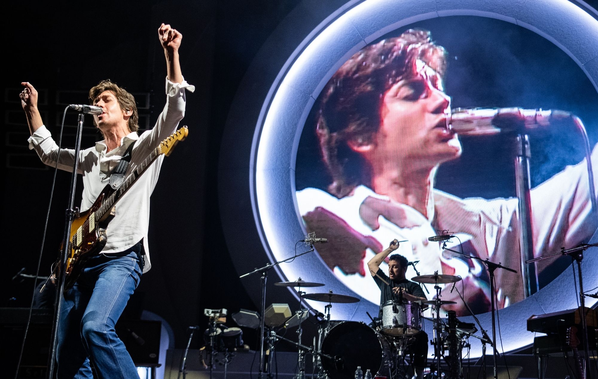 Los Arctic Monkeys actúan con una sección de cuerda en Dublín en las últimas noches de su gira "The Car