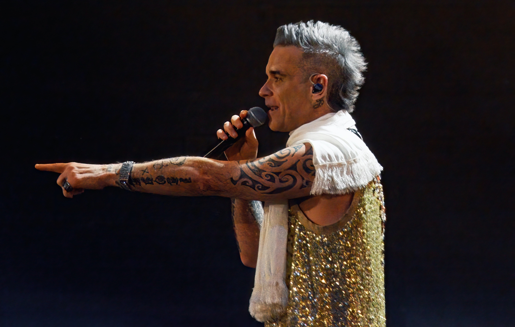 Robbie Williams llega a Londres con un evento pop-up