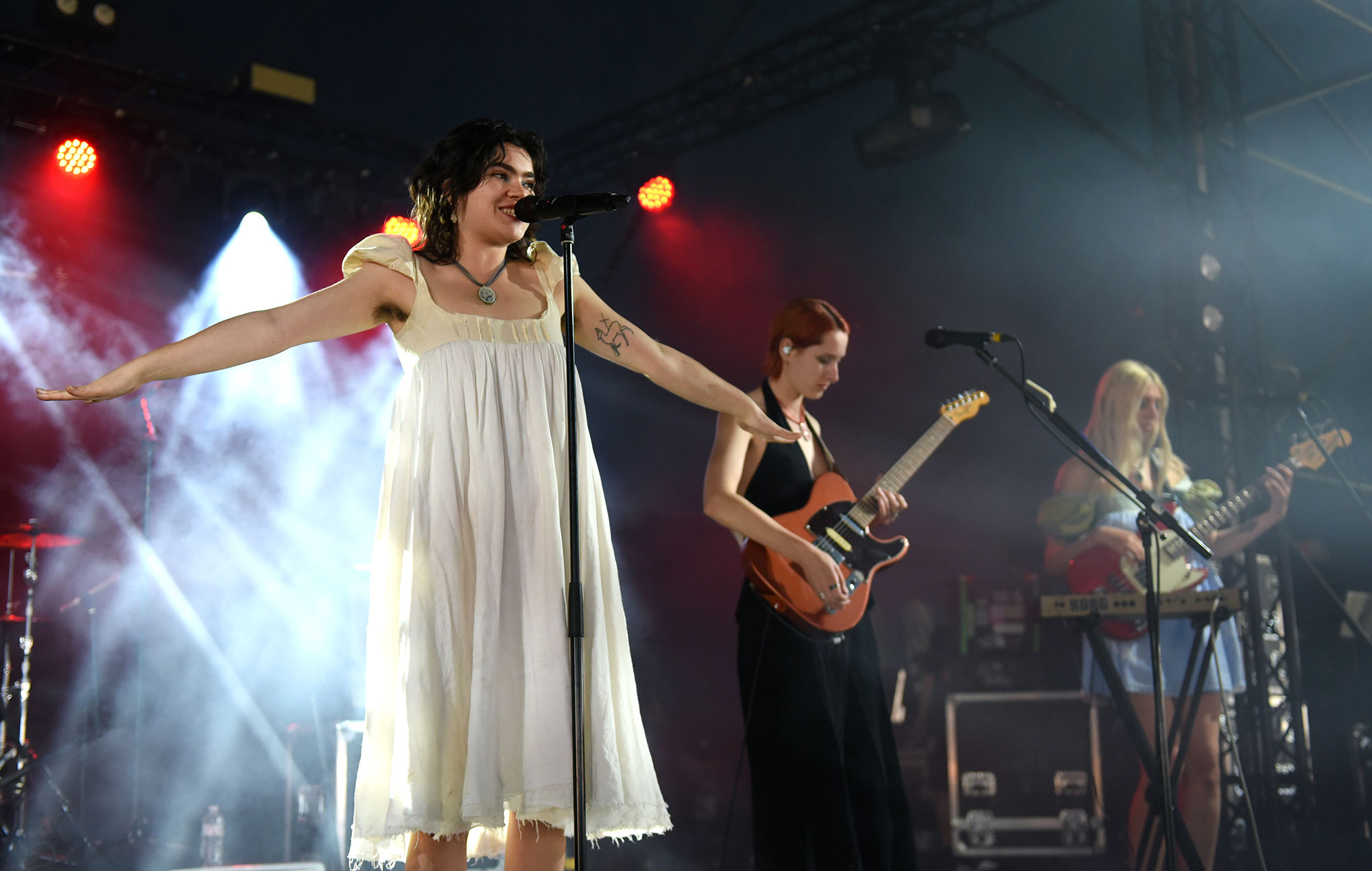 The Last Dinner Party anuncia un "espectáculo de variedades íntimo" en el Roundhouse de Londres