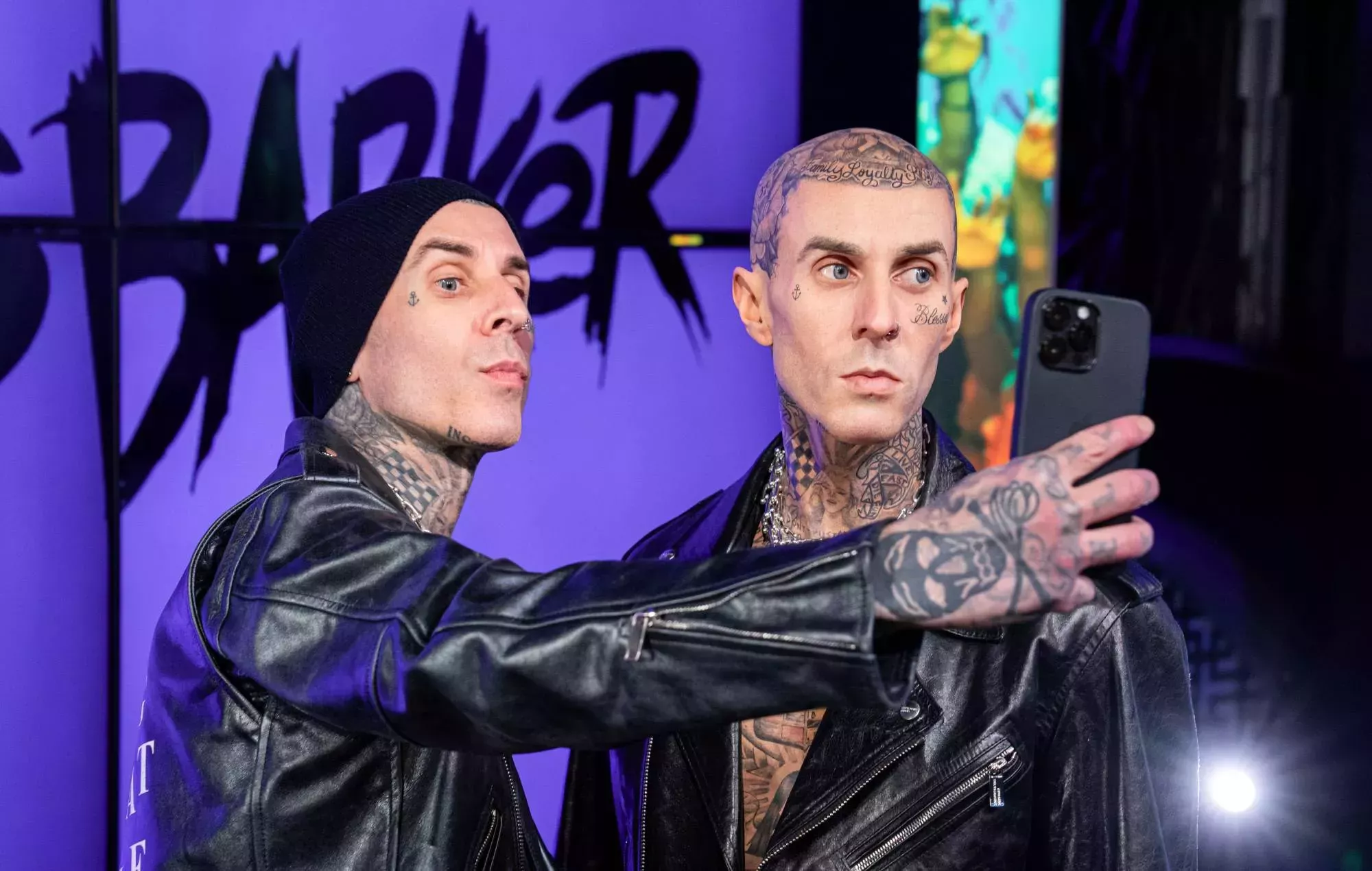 Travis Barker consigue su propia figura de cera en el Madame Tussauds: 