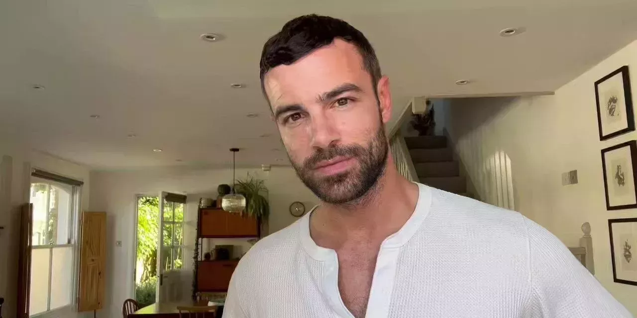 Closeup photo of voice actor Ben Starr