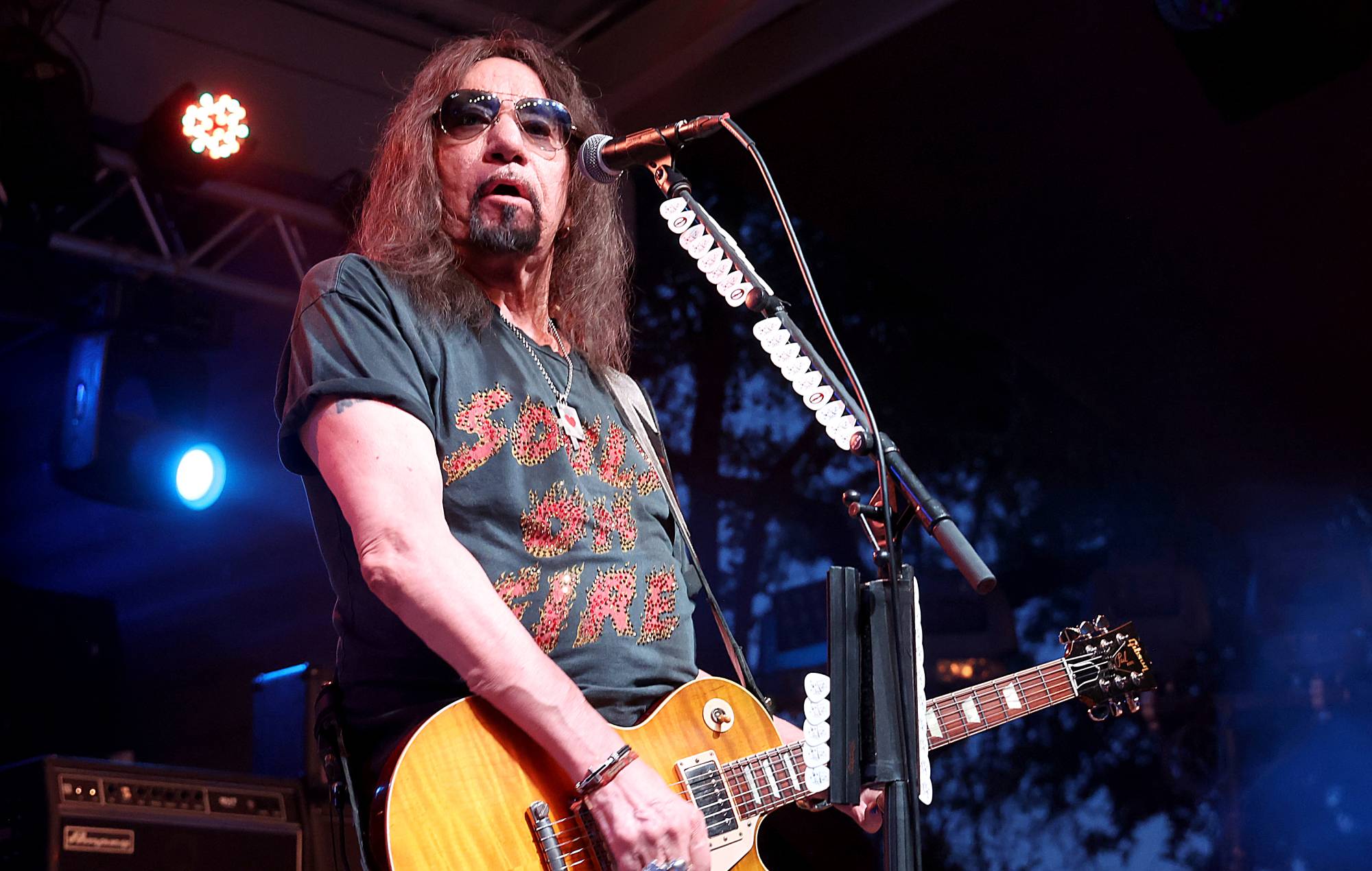 Ace Frehley dice que su nuevo disco en solitario hará que Paul Stanley "parezca un imbécil"