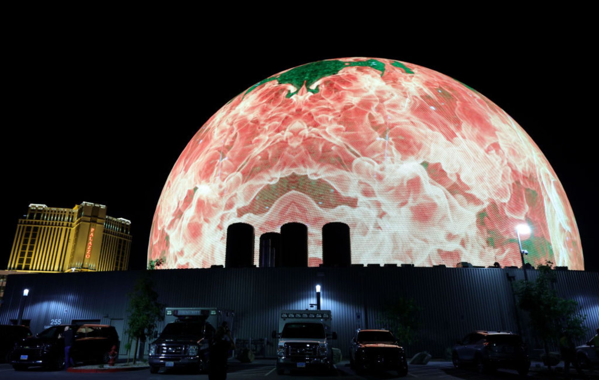 El grupo Esfera se "concentrará" en "ciudades con visión de futuro" y expresa su "decepción" por la denegación de la sede de Londres