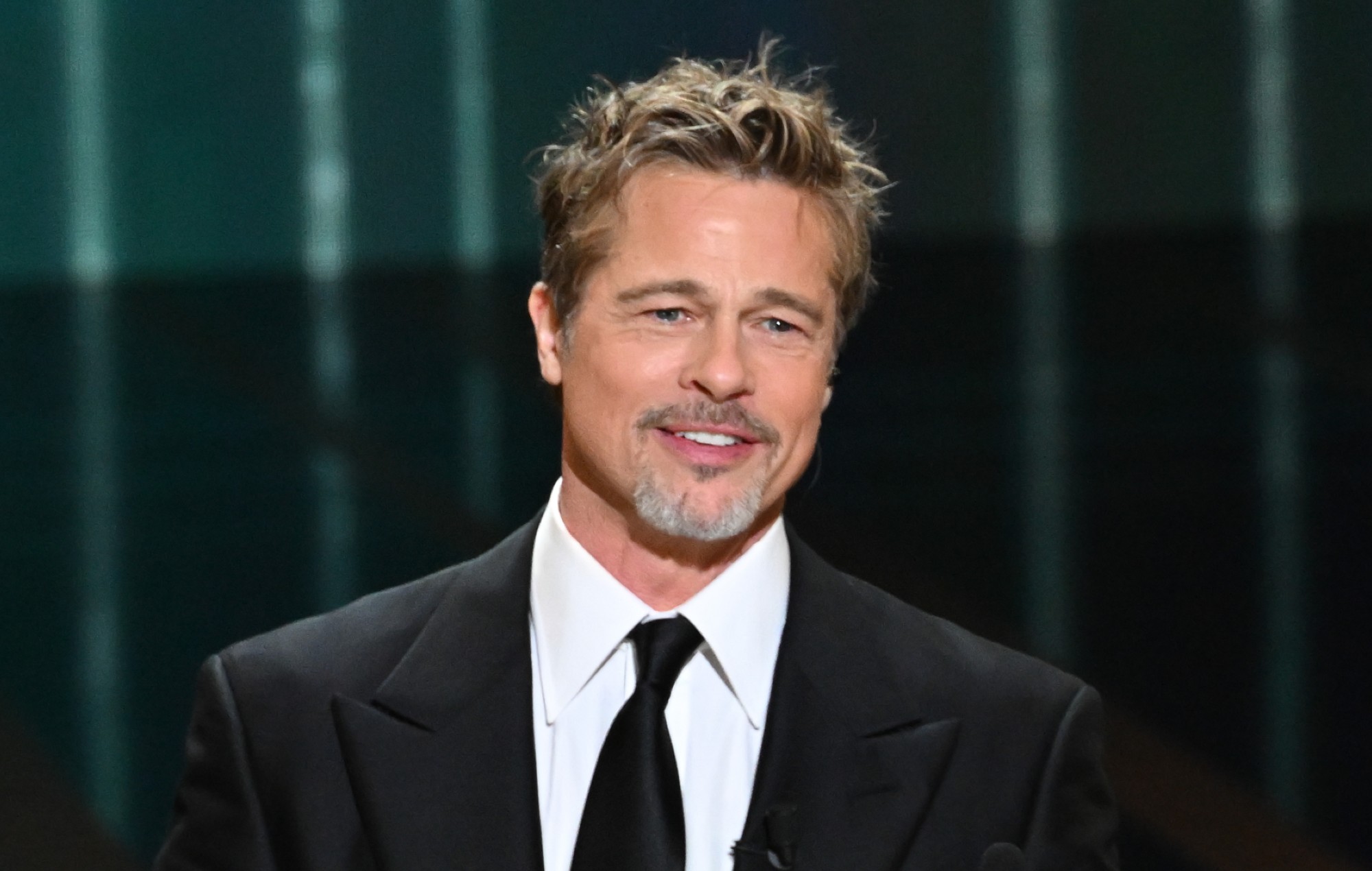 El hijo de Brad Pitt dice que hizo de la vida de su familia "un infierno constante" en un post desenterrado del Día del Padre
