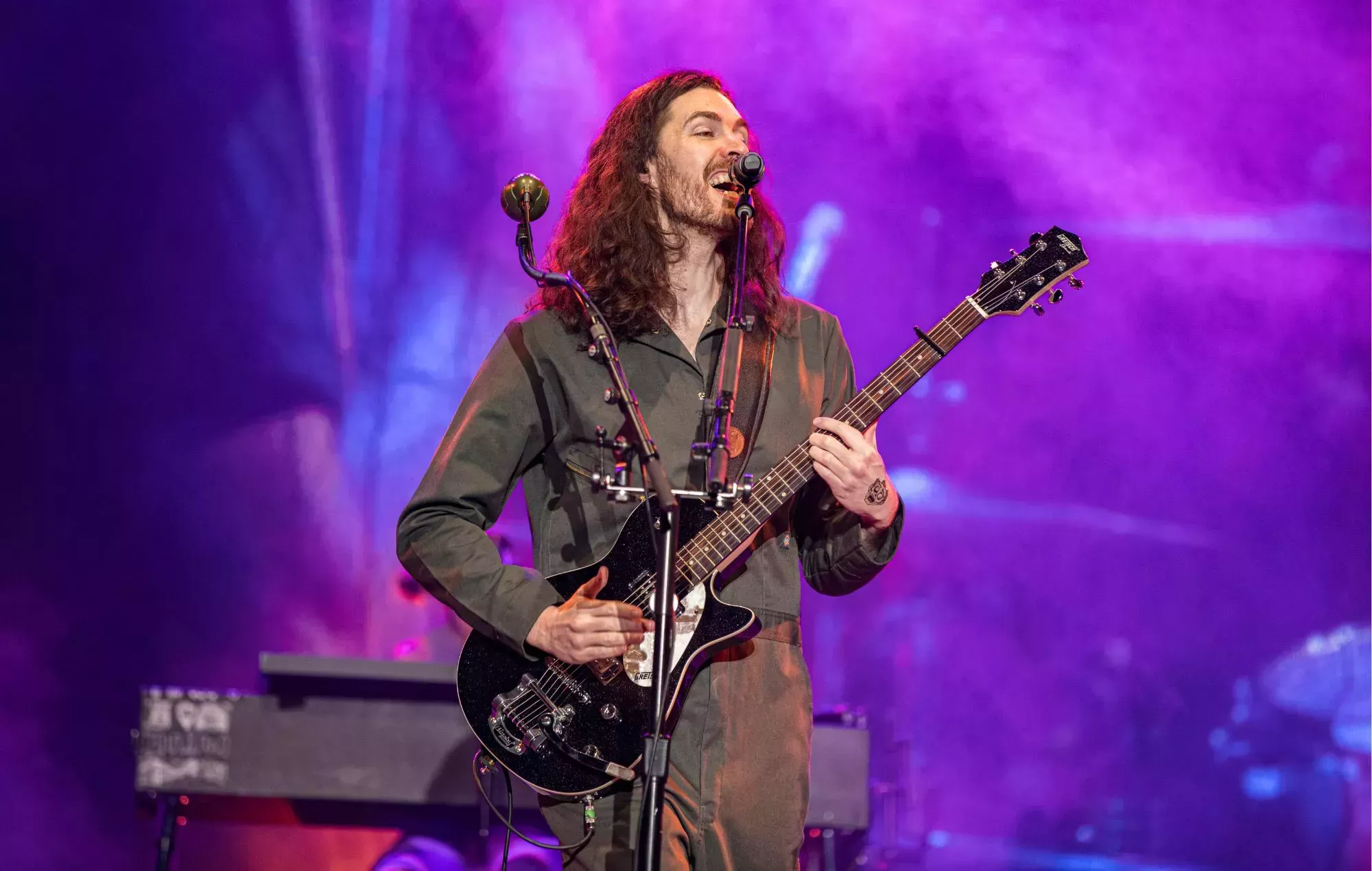 Hozier anuncia conciertos al aire libre en el Reino Unido e Irlanda, incluida una gran fecha en Londres