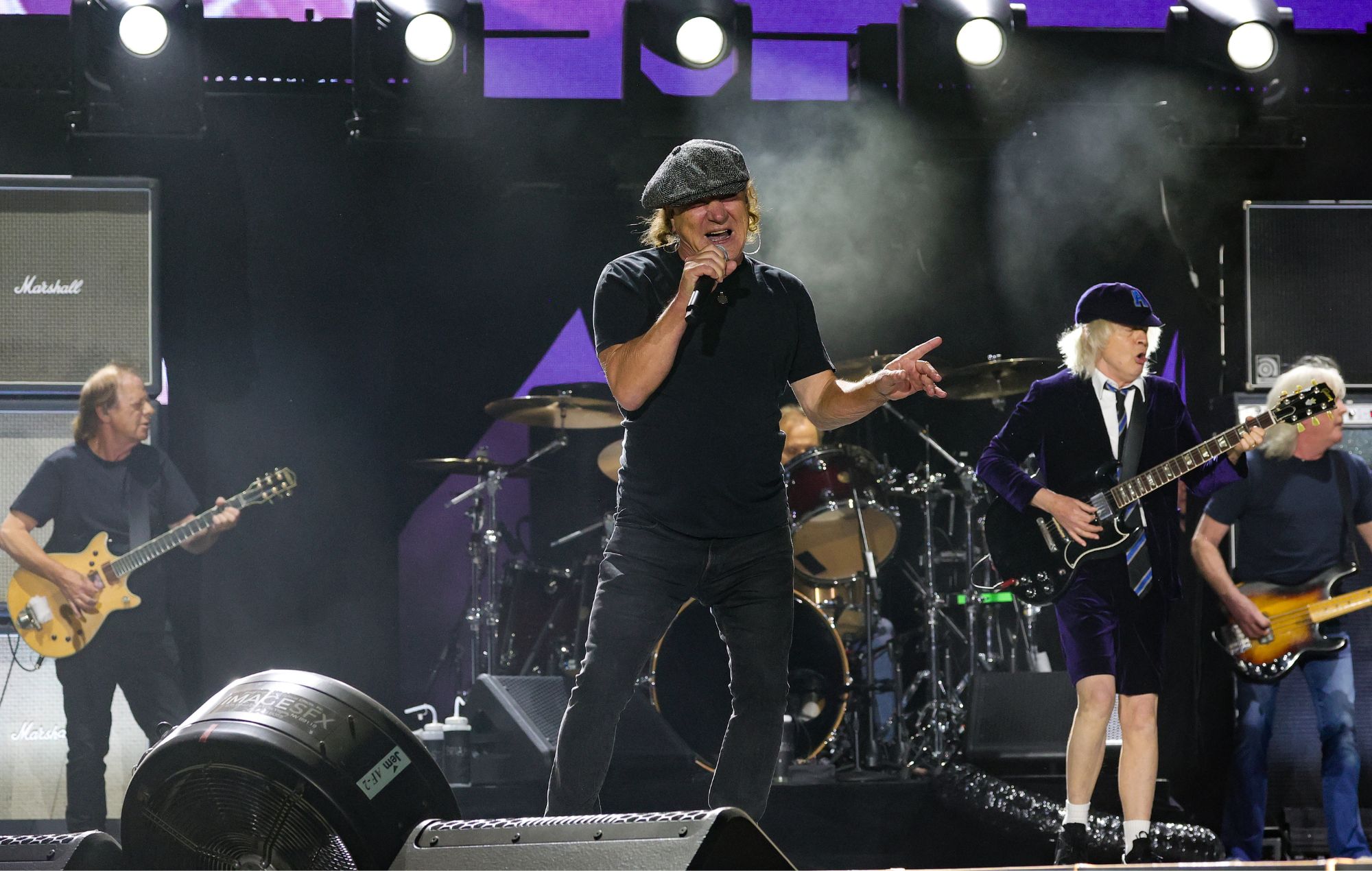 Parece que AC/DC hará una gira por Europa en 2024, ya que el alcalde alemán deja caer que habrá un gran espectáculo en un estadio