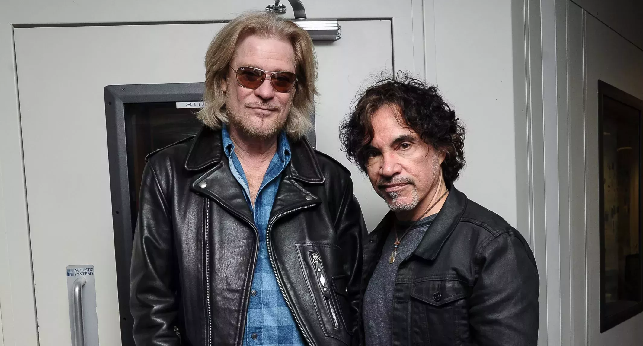 

	
		Resuelto el misterio de la orden de alejamiento de Hall & Oates: Daryl Hall quiere impedir que John Oates venda su parte de la empresa a Primary Wave.
	
	