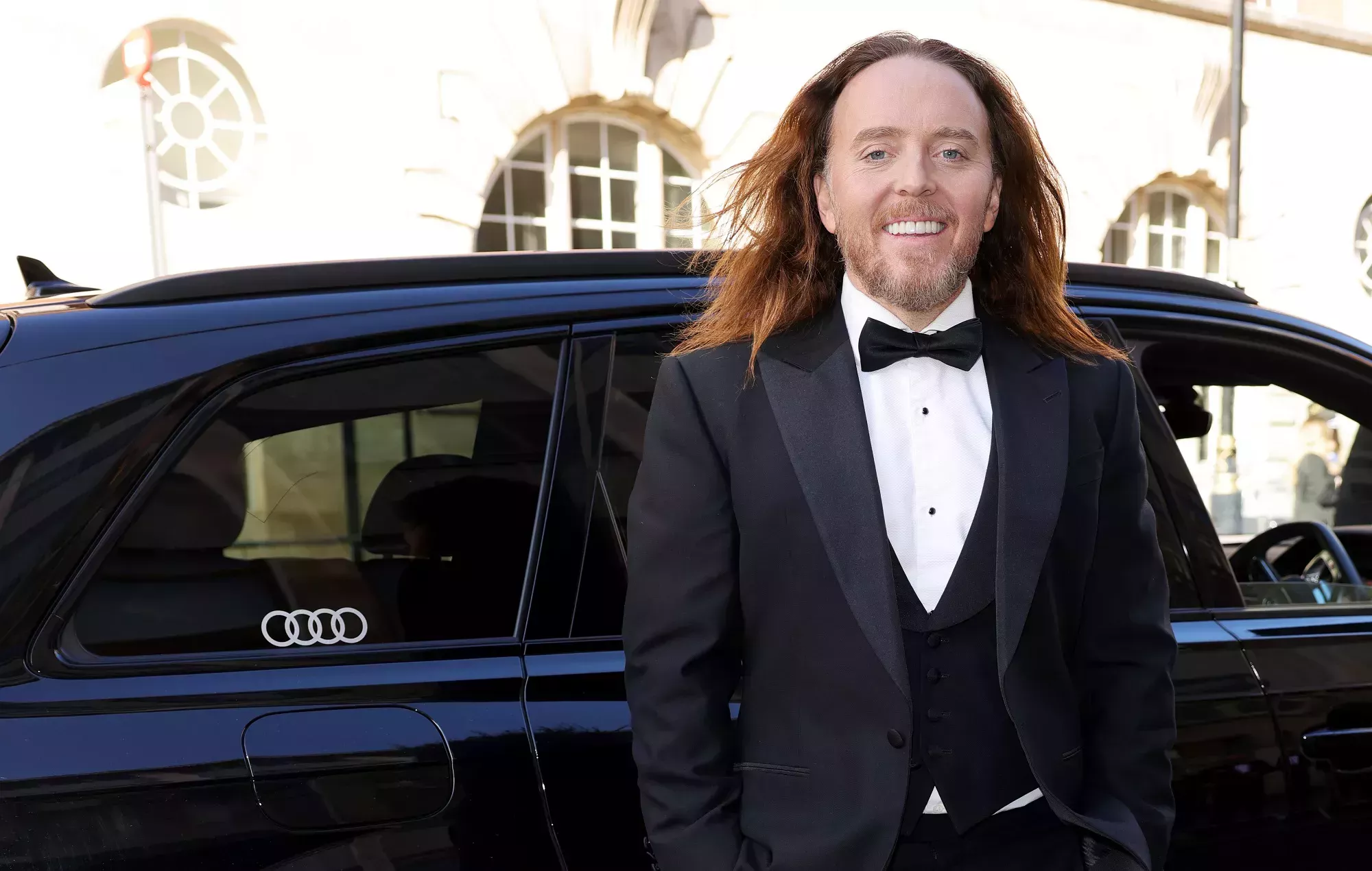 Tim Minchin anuncia la muerte de su madre durante un concierto en Sydney