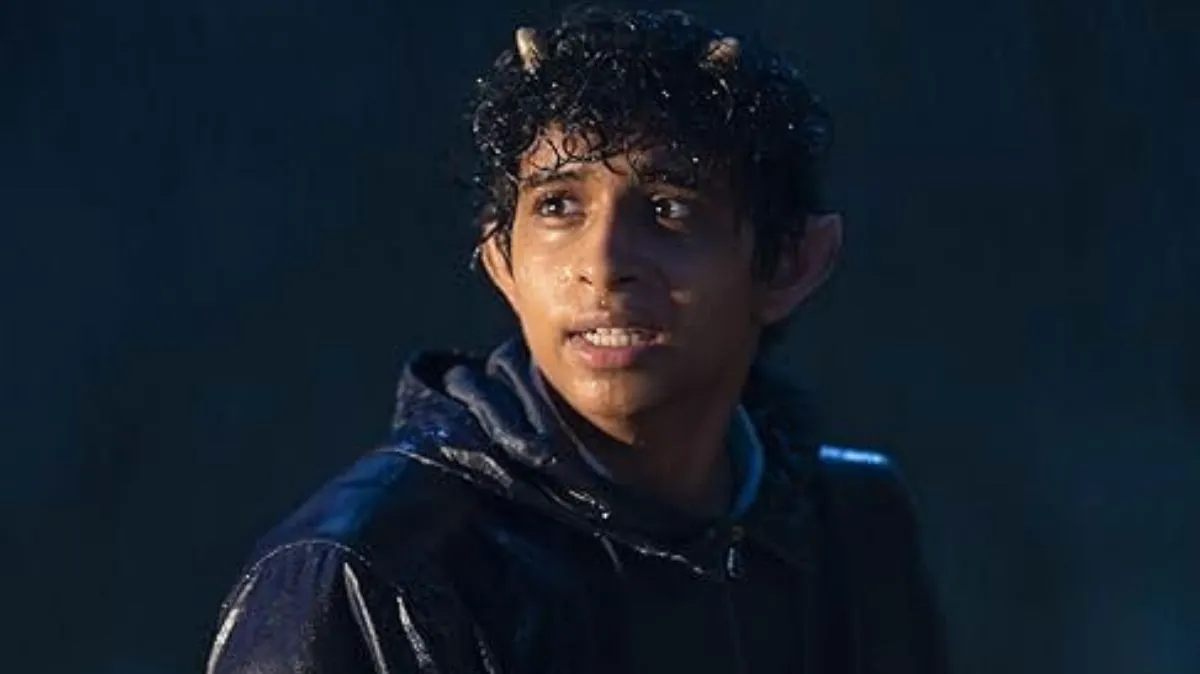 ¿Cuántos años tiene Grover en Percy Jackson y los Olímpicos?