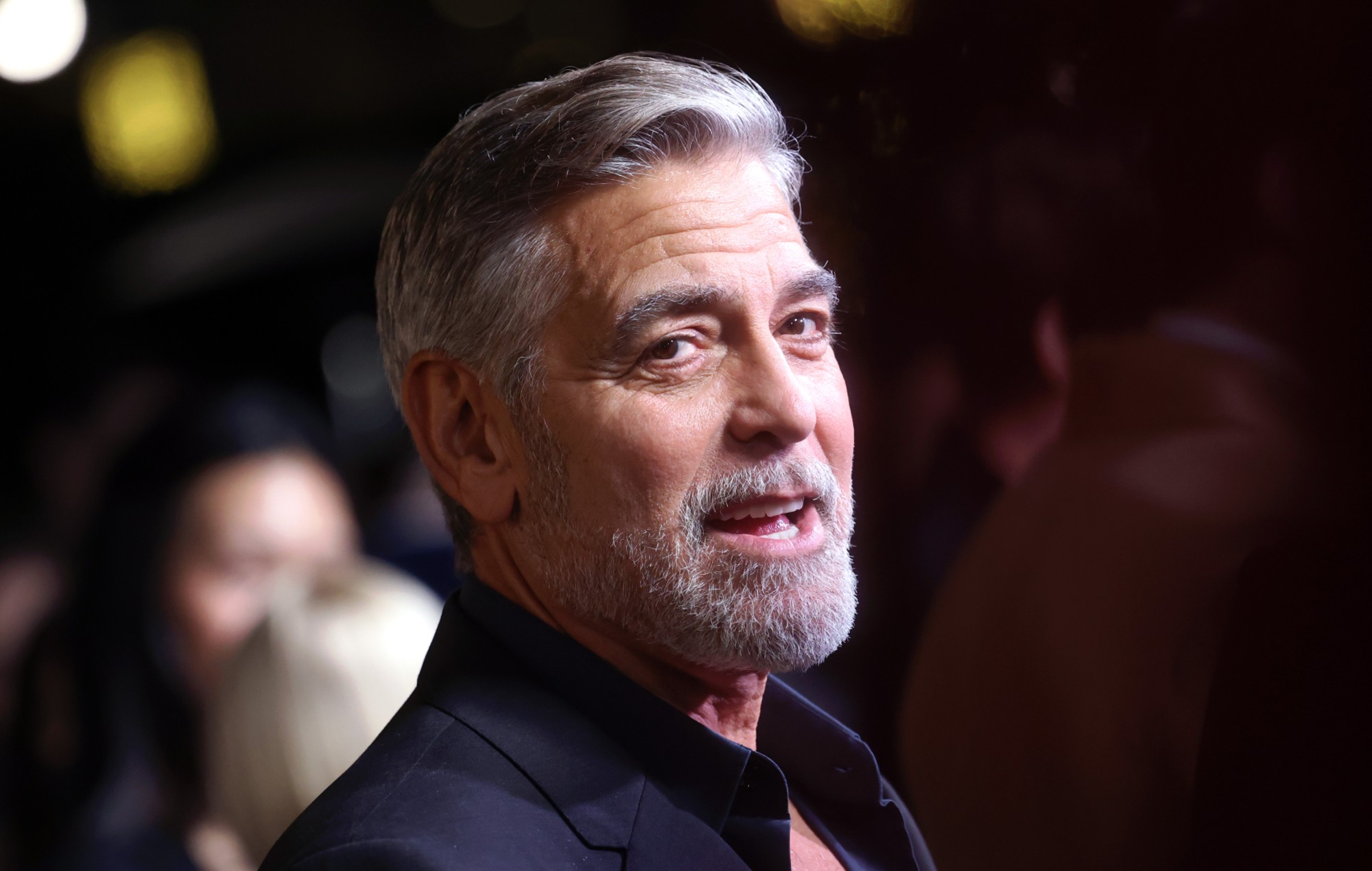 George Clooney dice que "no hay suficientes drogas en el mundo" para que vuelva a interpretar a Batman