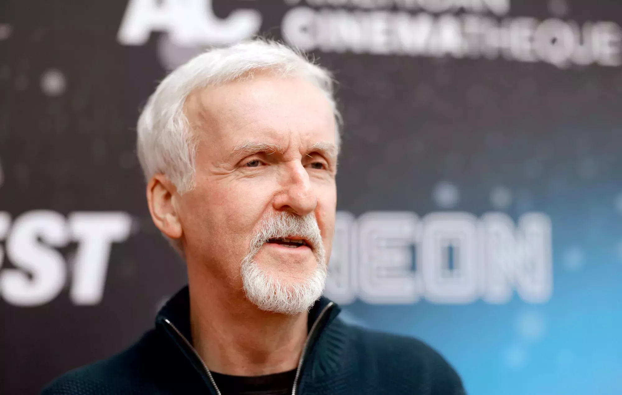James Cameron dice que sólo contrató extras de corta estatura en 'Titanic' para que pareciera más grande