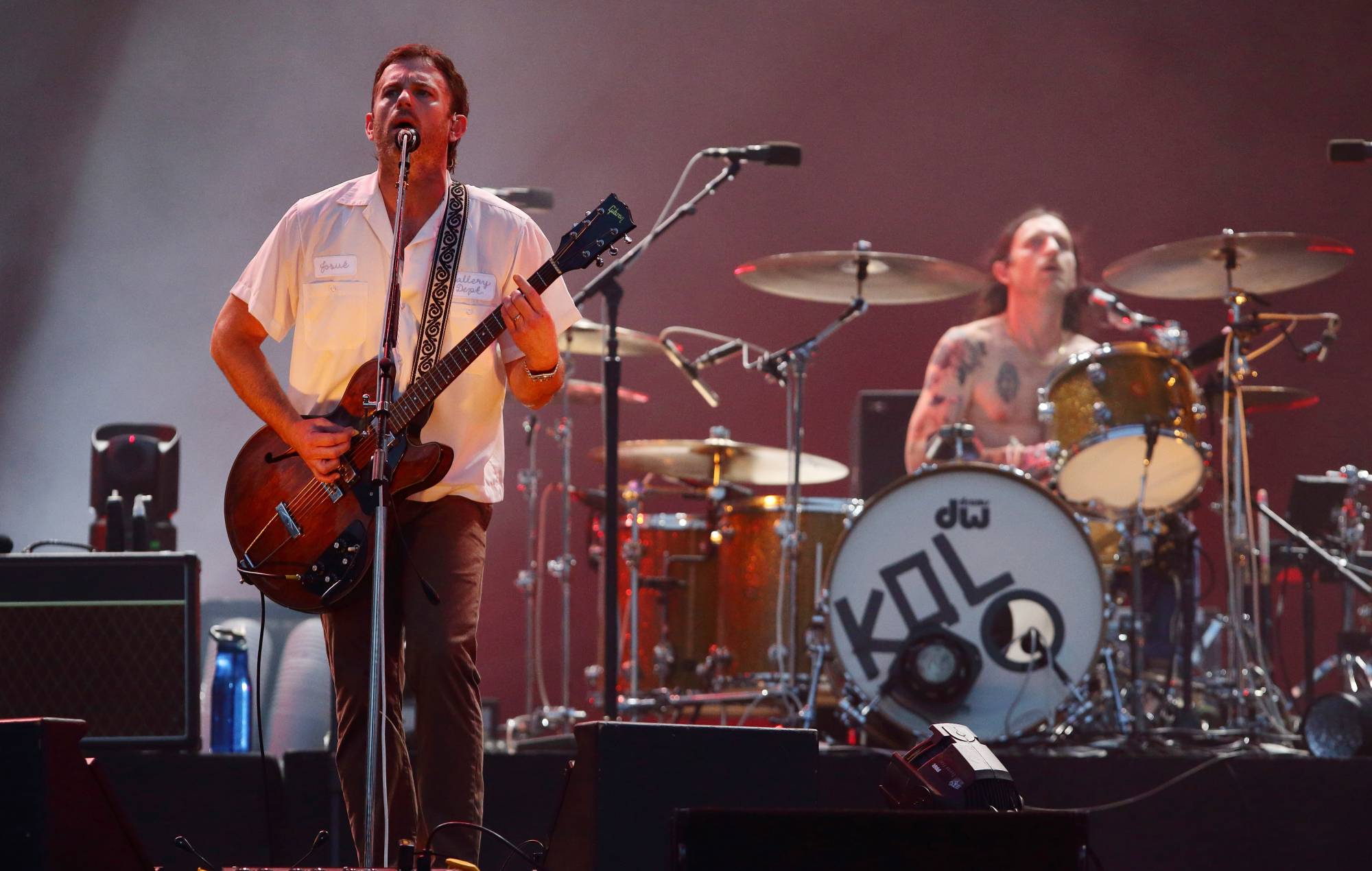 Kings Of Leon rinde homenaje al pub de High Wycombe en su cierre