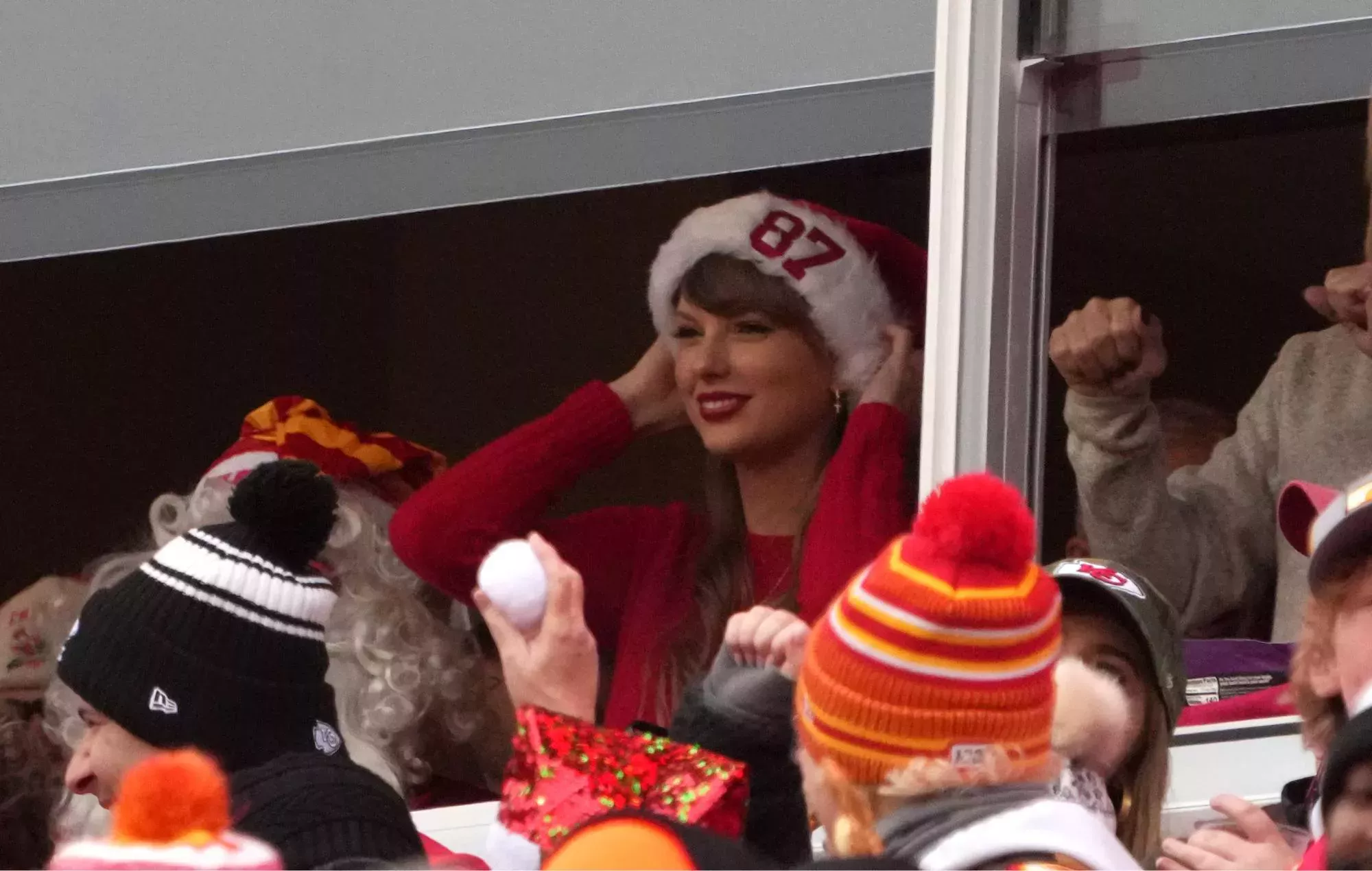 La presentadora de ESPN defiende a Taylor Swift tras ser calificada de 